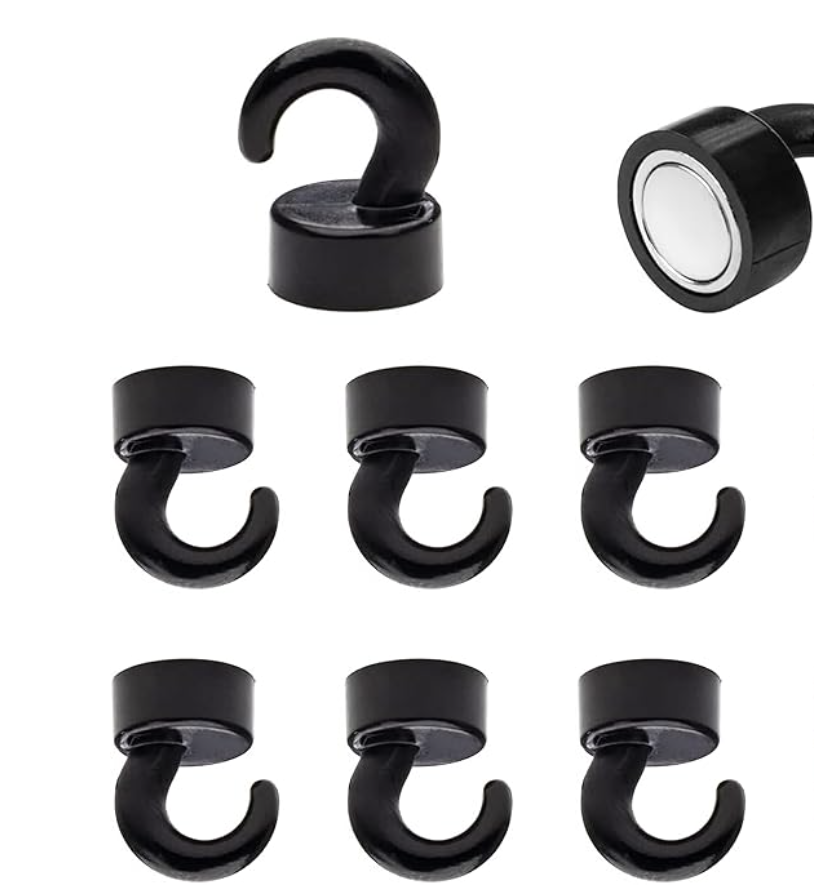 Small Magnetic Hooks for Cruise