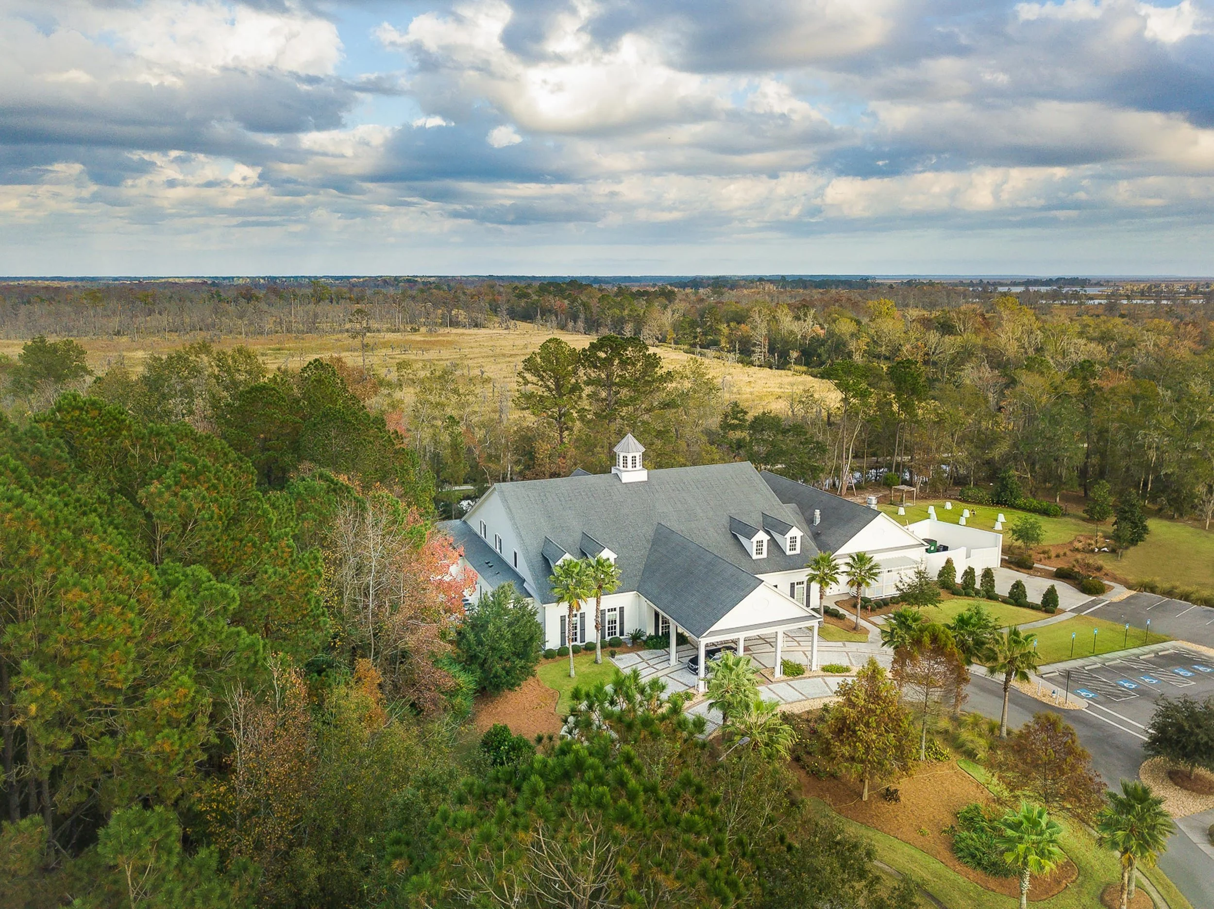 ©2018PabloSalvador_JaradBrown_#45_©2018Pablo&Britt_RichmondHillCityCenter_REEDIT_UNDER 5MB__©2017Pablo&BrittPhotography__RichmondHillCityCenter_PropertyImages__Exteriors_PRINTready_HIres_#3_DJI_0186-Edit.JPG