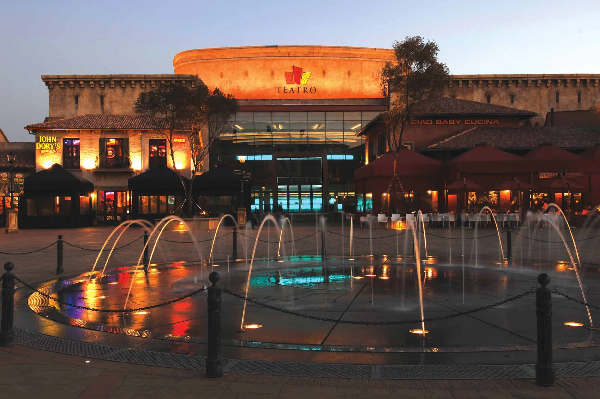 Montecasino-Teatro-scaled[1].jpg