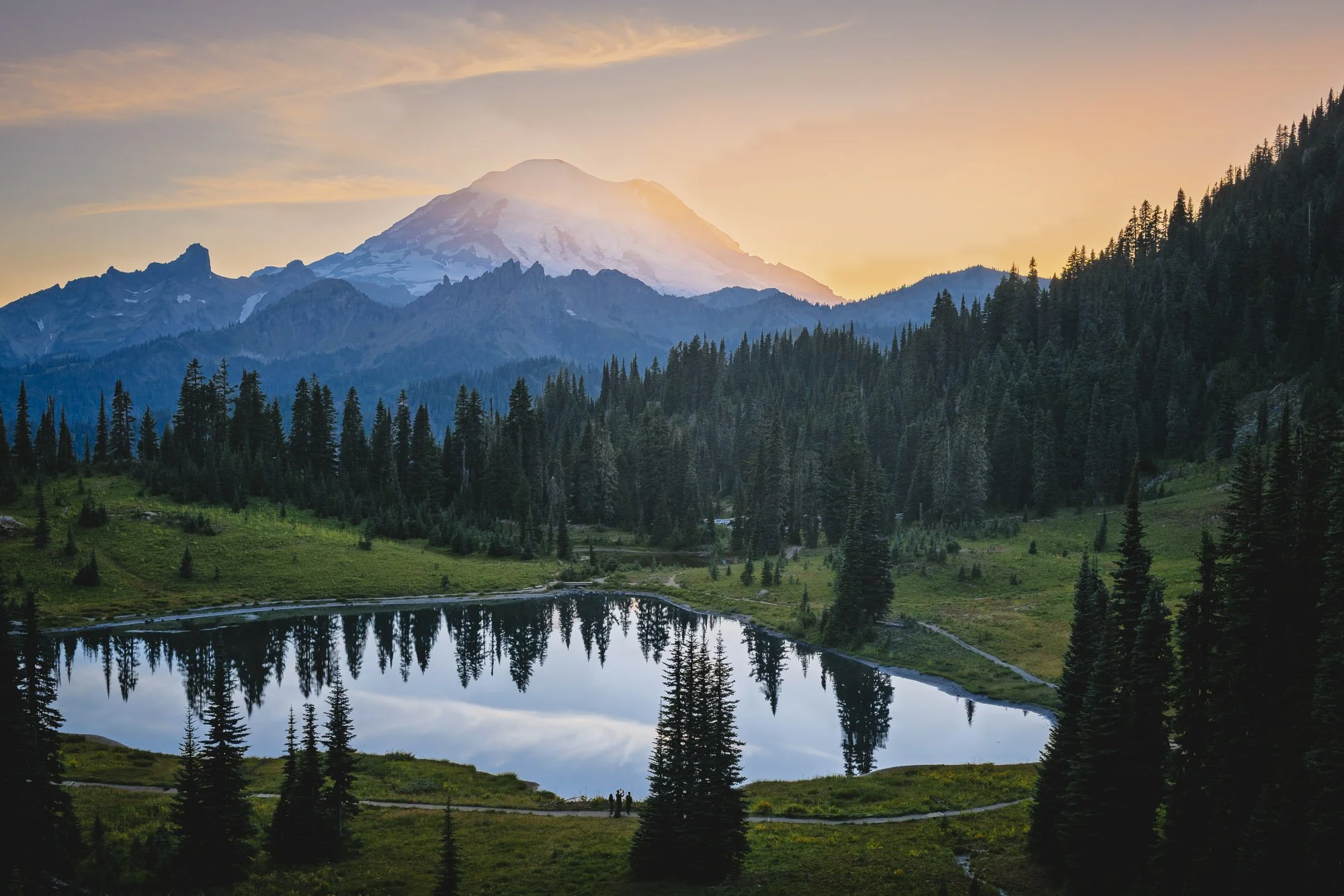 Cascadia--Mt Rainier & Mt St Helens
