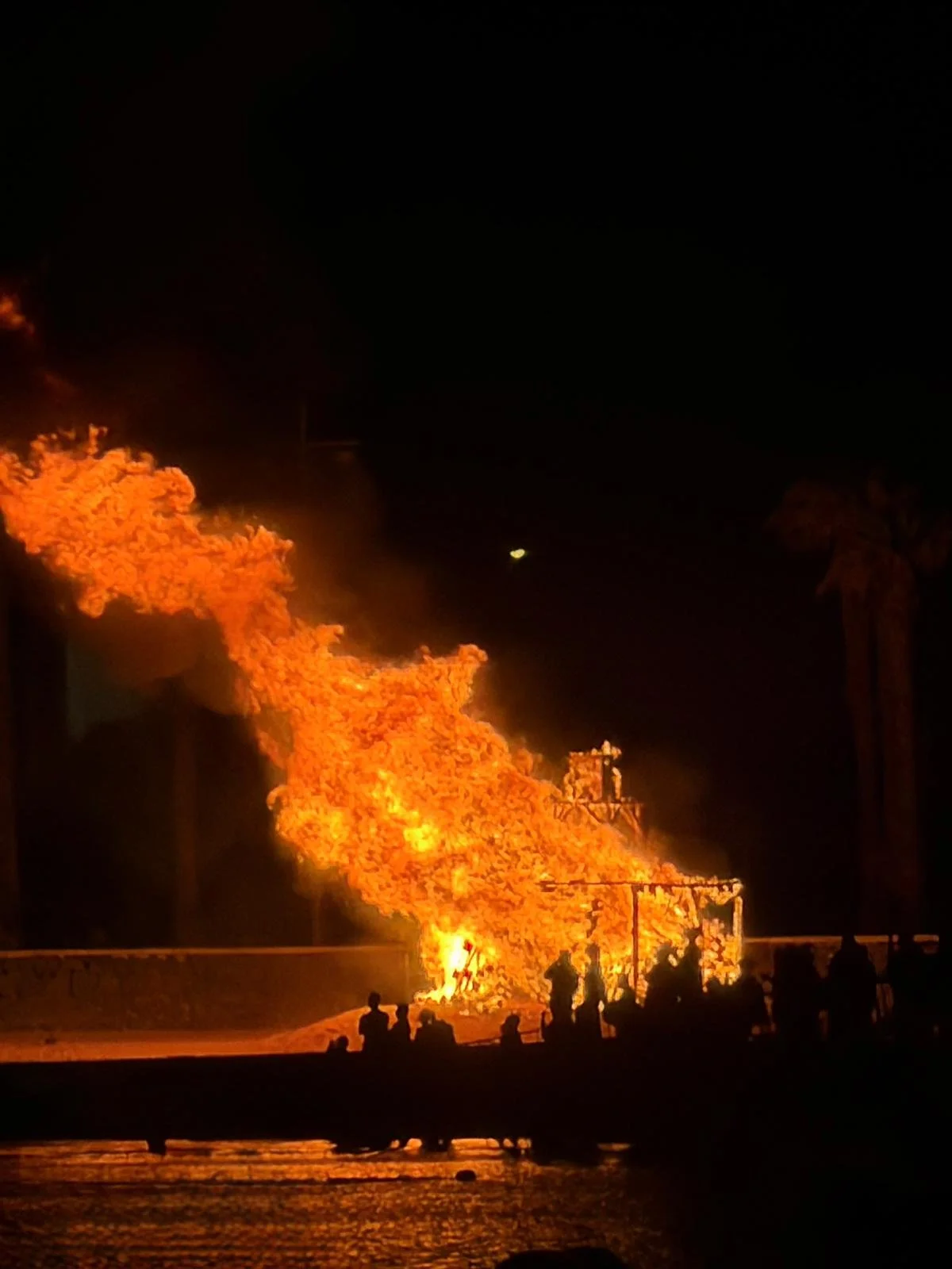 When Lanzarote Begins to Glow