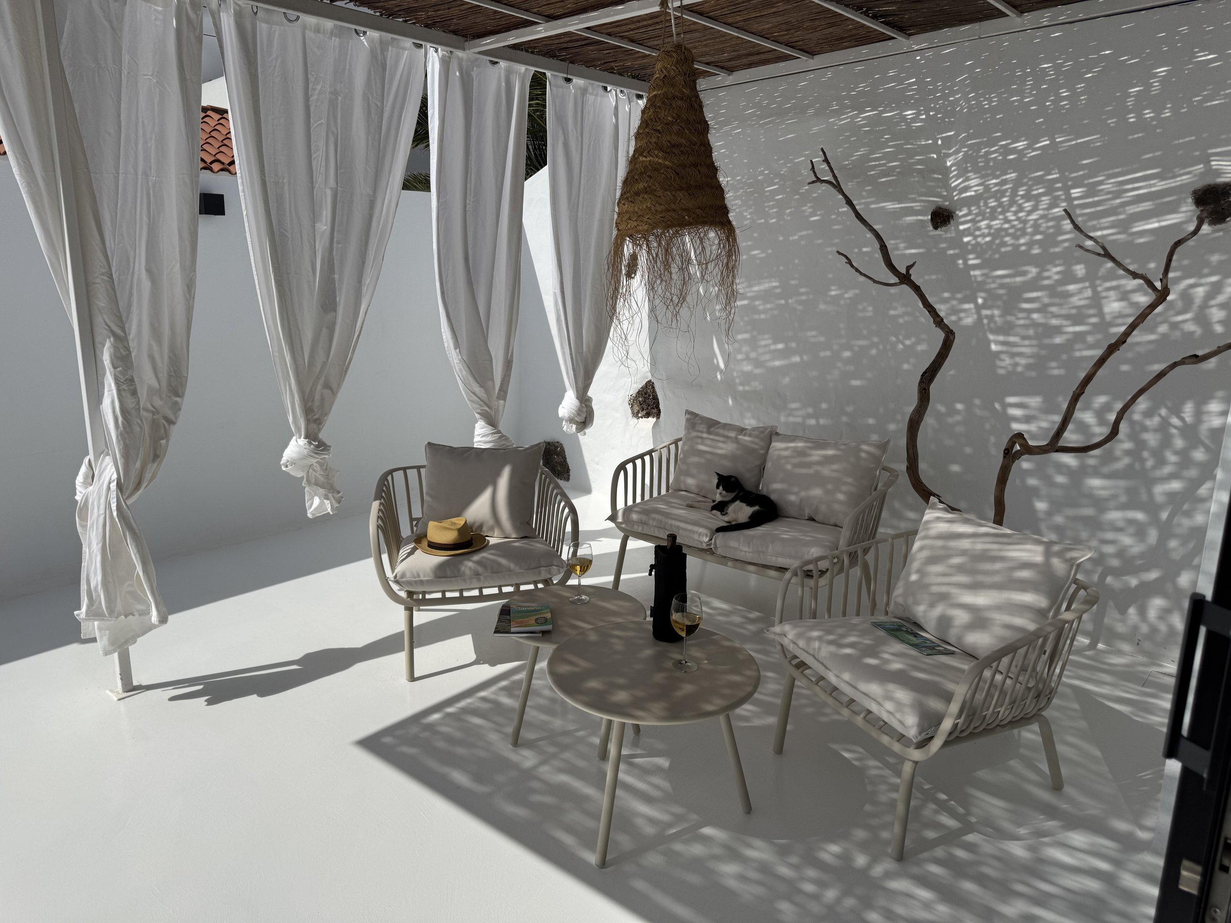 Outdoor lounge area with artisan decor at Casita Luna Lanzarote