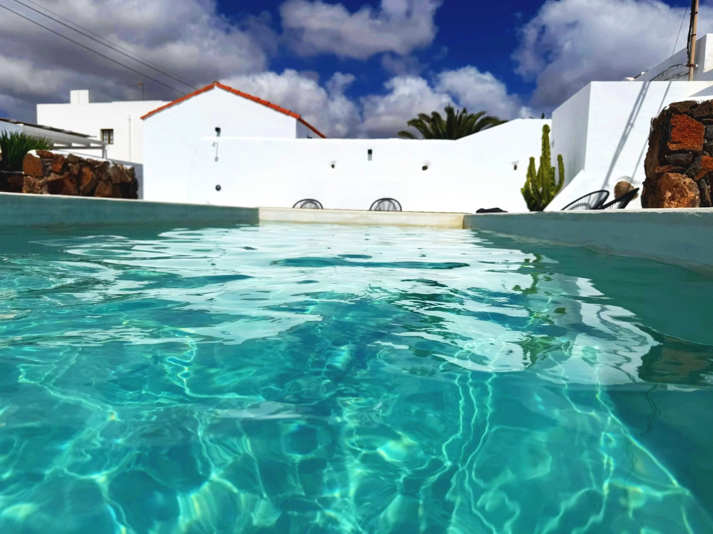 holiday private rent with private pool, private terraces, very high reviews high client satisfaction, cozy intimate, delightful holidays in Lanzarote, satifsying stay in canary islands, beautiful design, attention to details and client service
