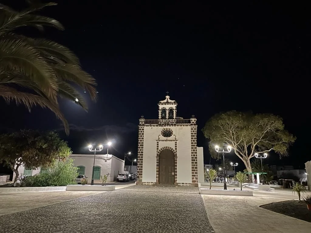 Guatiza discover the island at peace