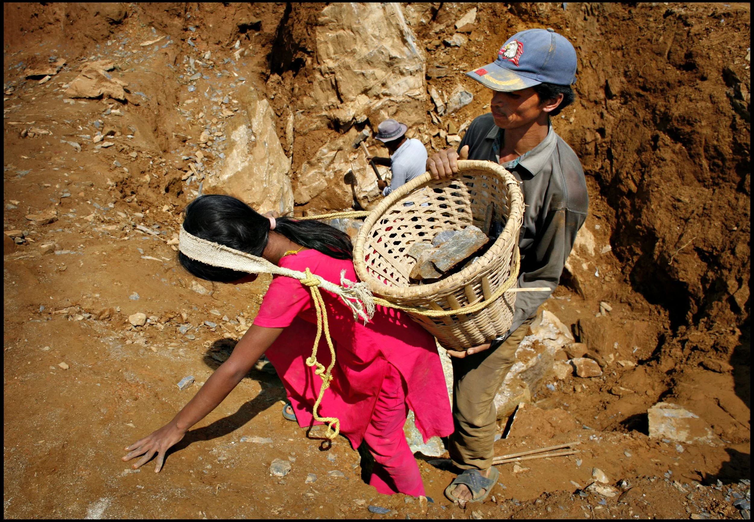 Quarry kids, Nepal14.jpg