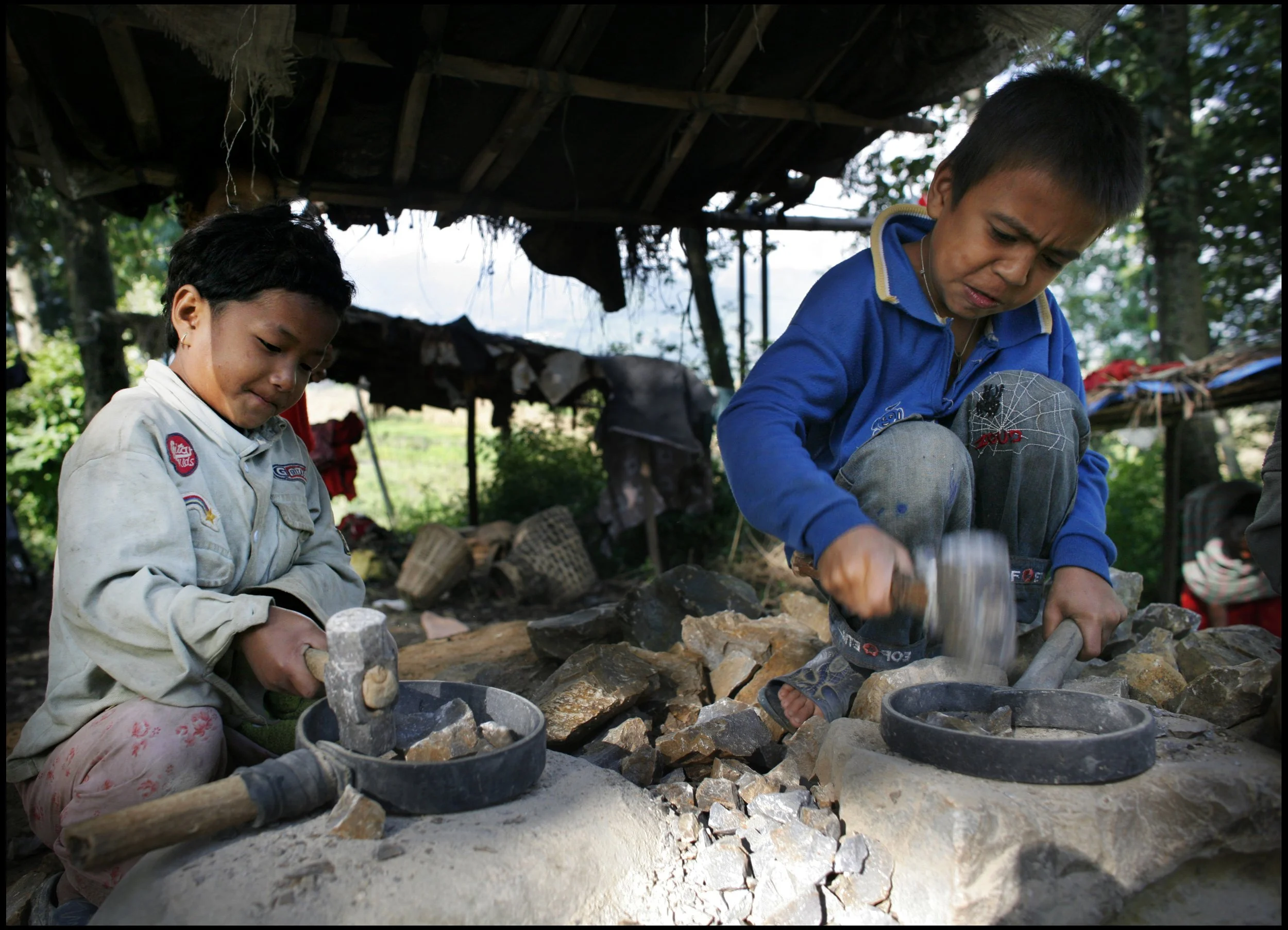 Quarry kids, Nepal04.jpg