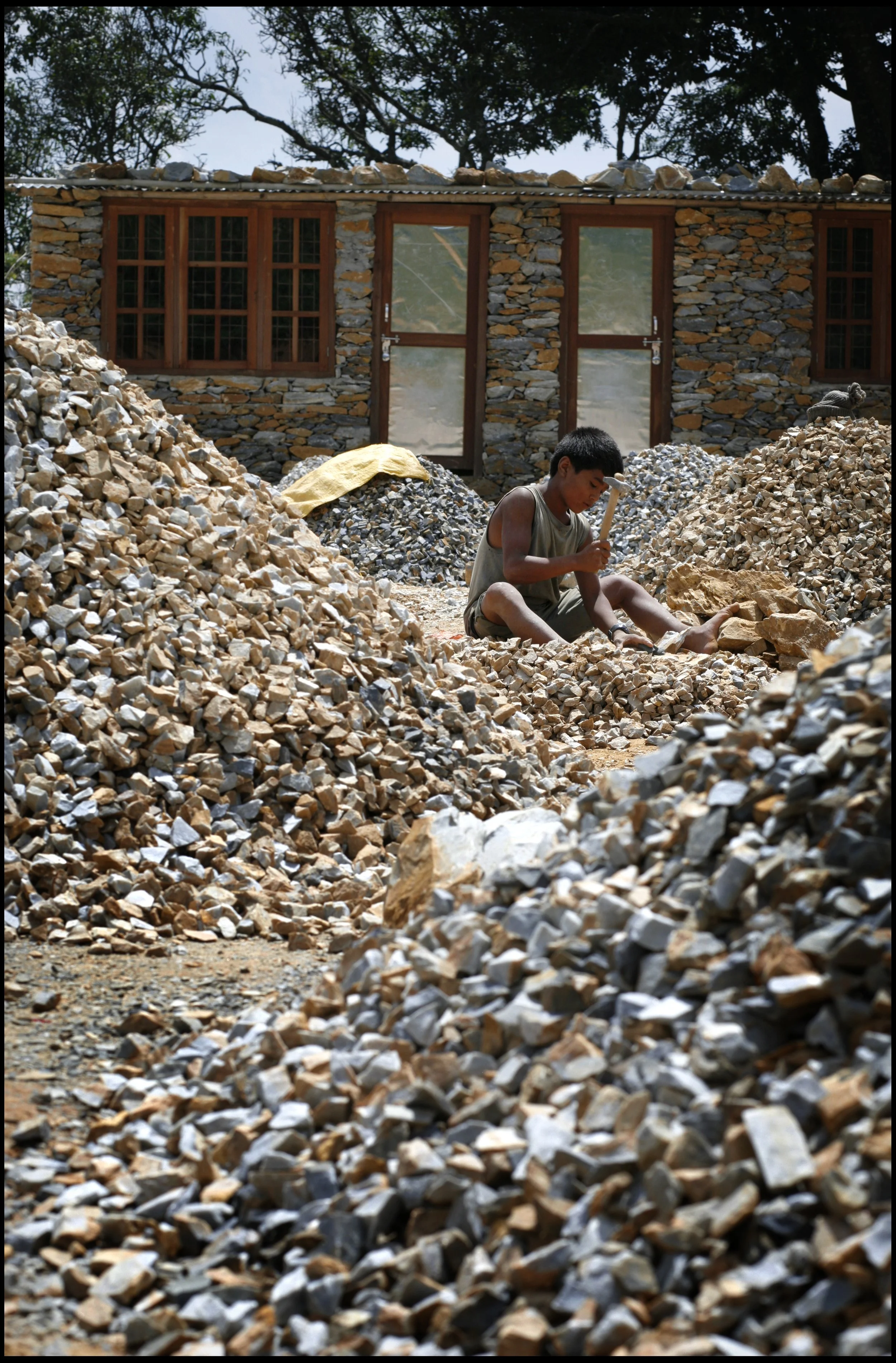Quarry kids, Nepal17.jpg