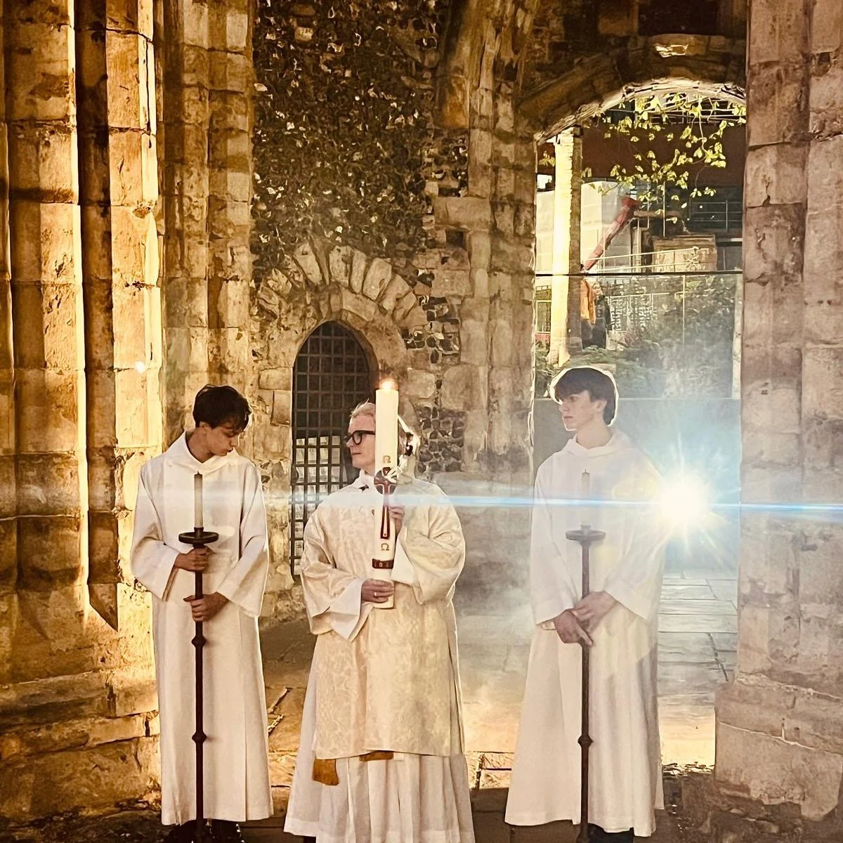 The Easter Vigil, 4th April, Holy Saturday. Starting 8pm in the ruins of St Alphage London Wall (beside Barbie Green Brasserie, EC2Y 5DE), and then processing to St Giles' for the Resurrection Mass and Baptism. Followed at 9.30pm by champagne and nib