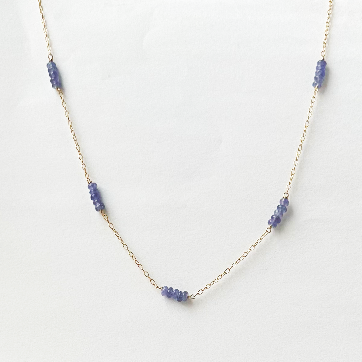 tanzanite-string.png
