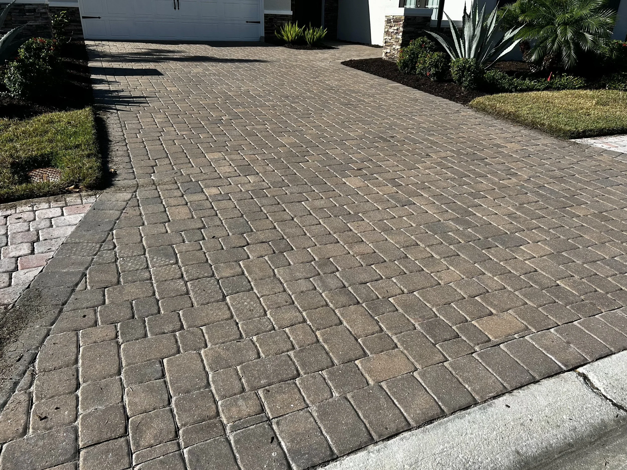 Paver pressure washing and sealing BEFORE PHOTO