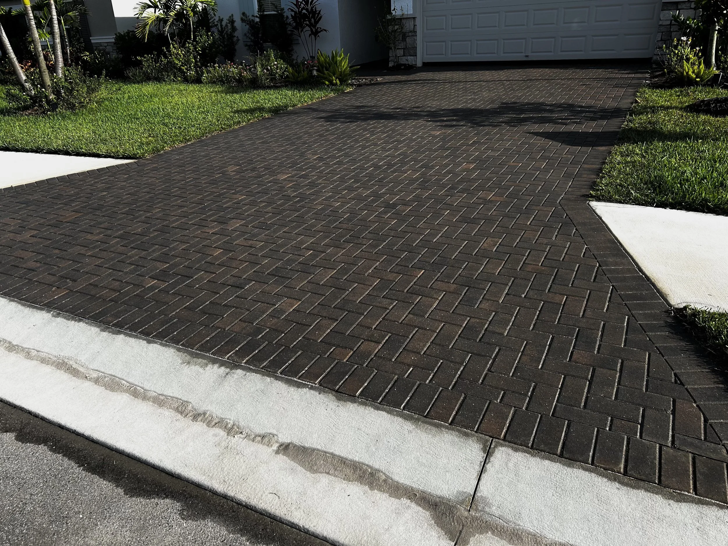 Paver pressure washing and sealing AFTER PHOTO