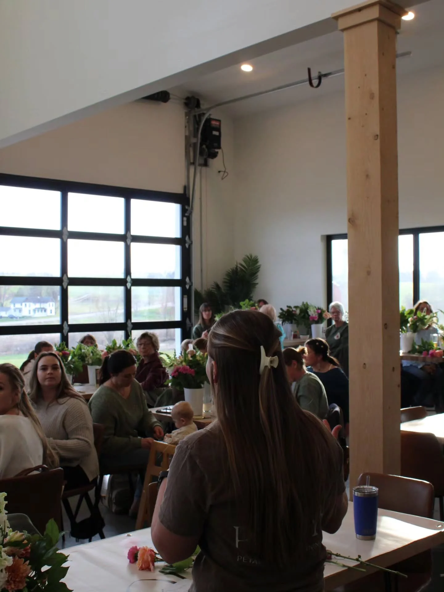 I truly never imagined my first class would have 33 people sign up 🤍

Getting to share even a small piece of what I love with all of you meant so much to me. It was such a fun night seeing past brides, future brides, family, old friends&mdash;and ma