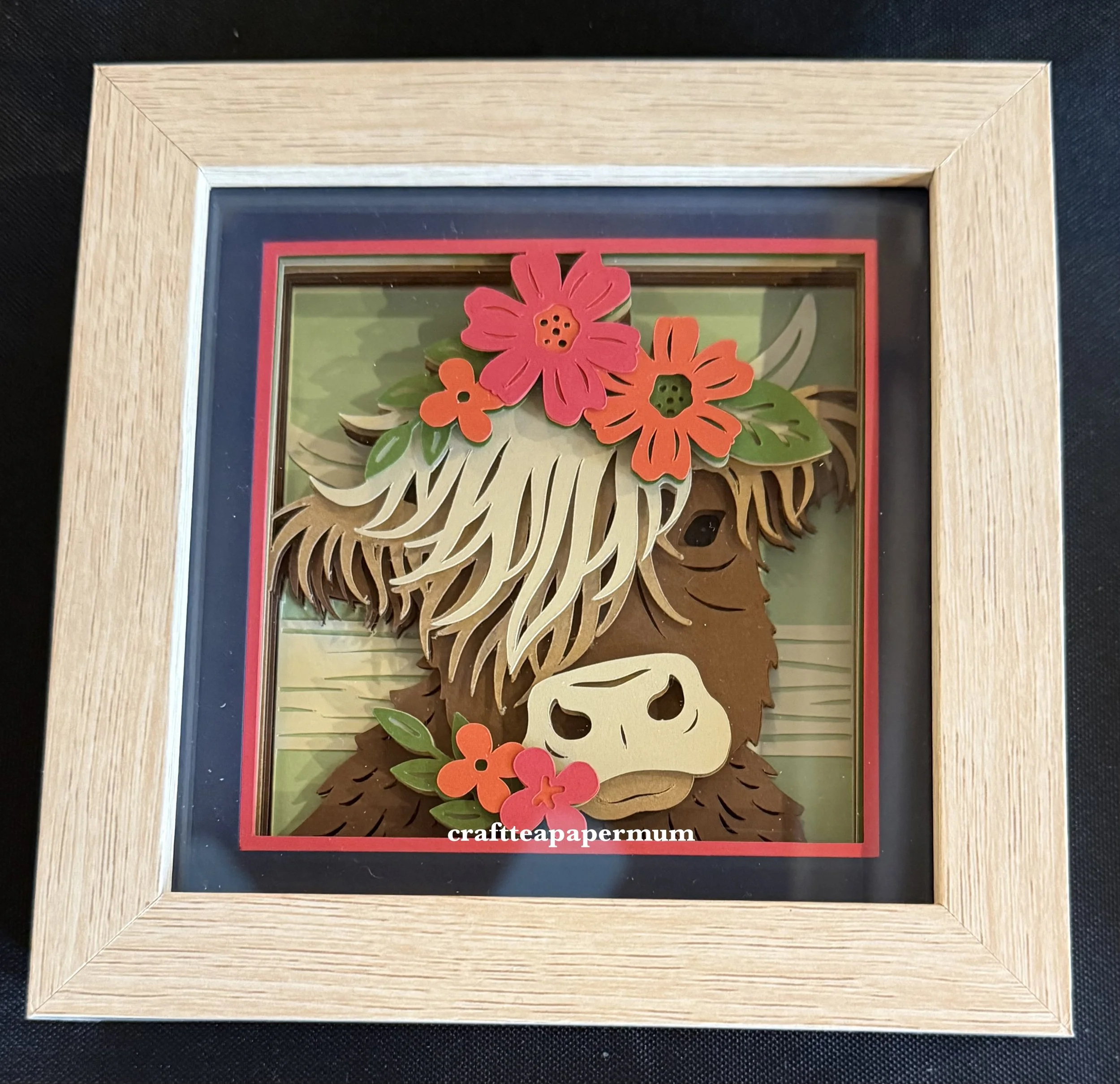 Highland Cow - small flowers