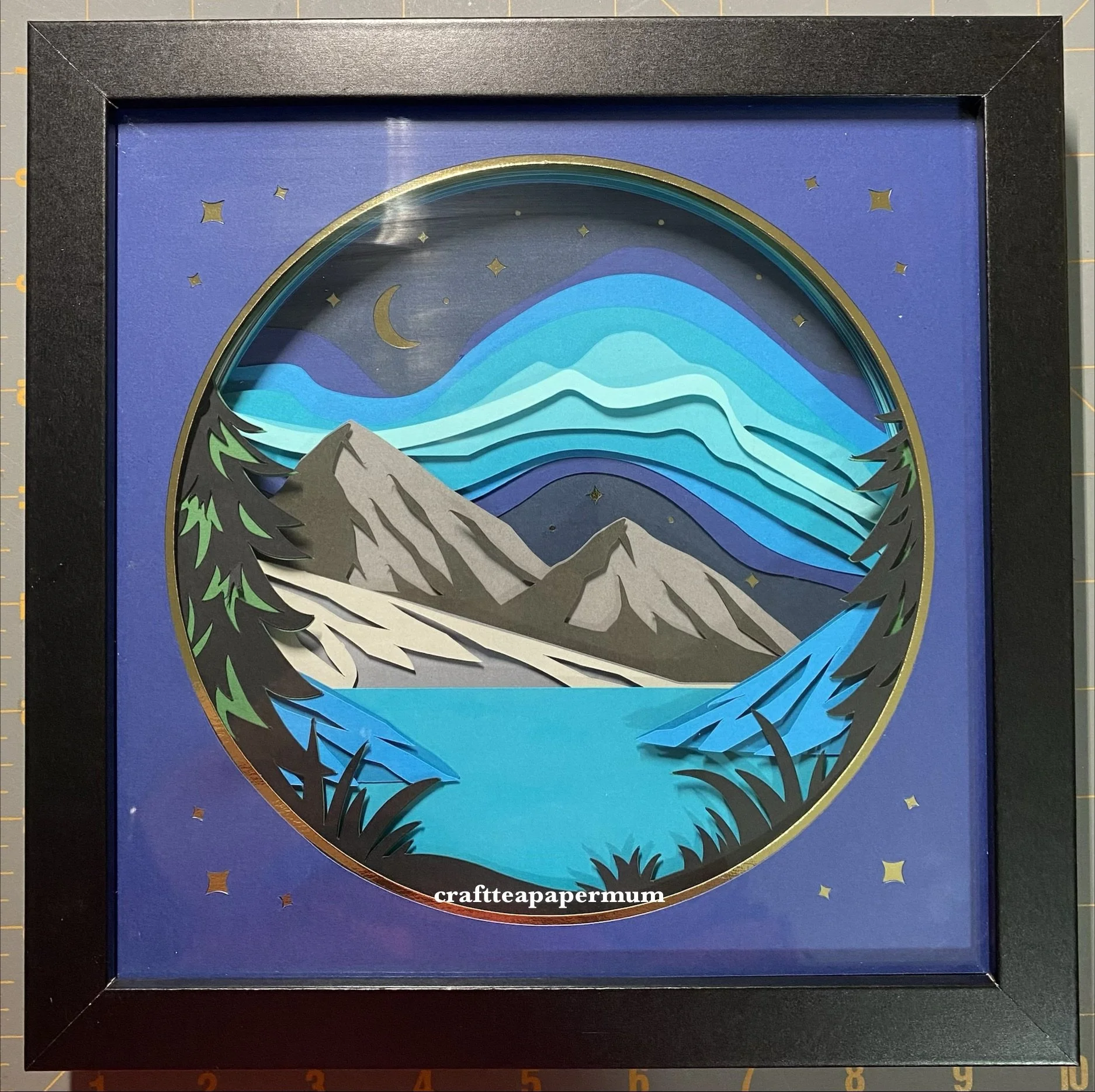 Northern Lights-Mountains