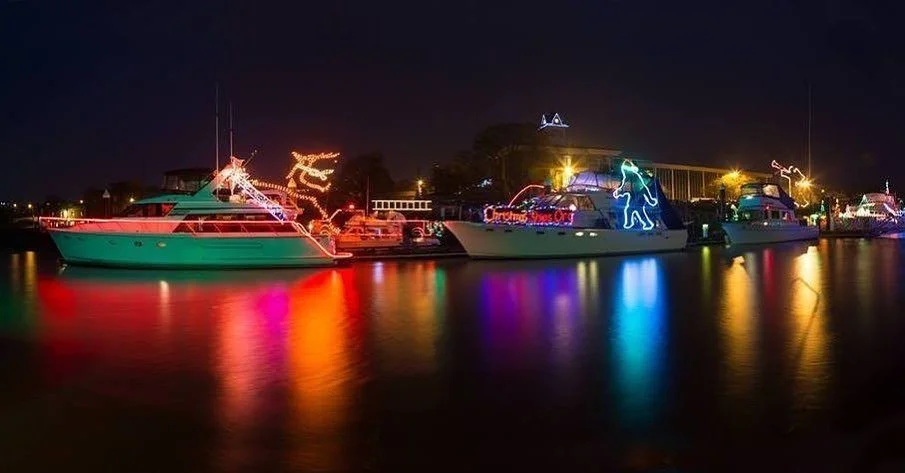 Christmas Lighted Boat Parade_Tri-Cities.jpg
