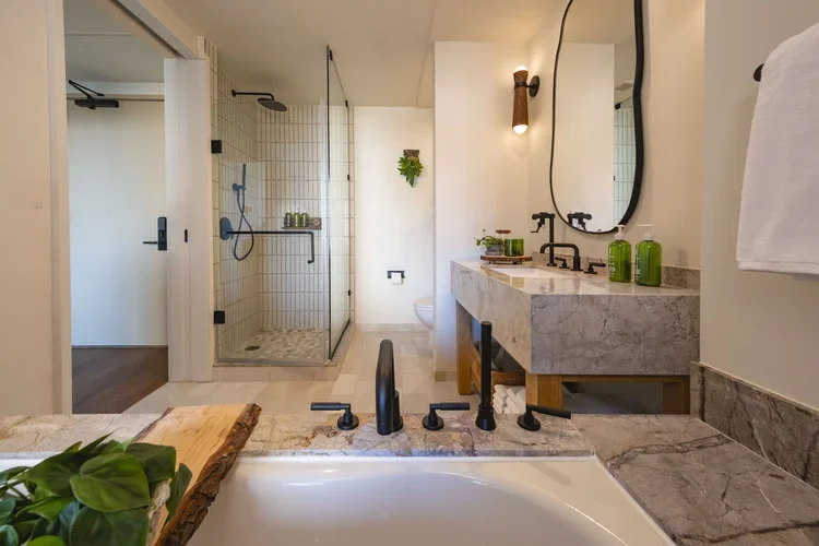 City+King+Bath+(1).webp