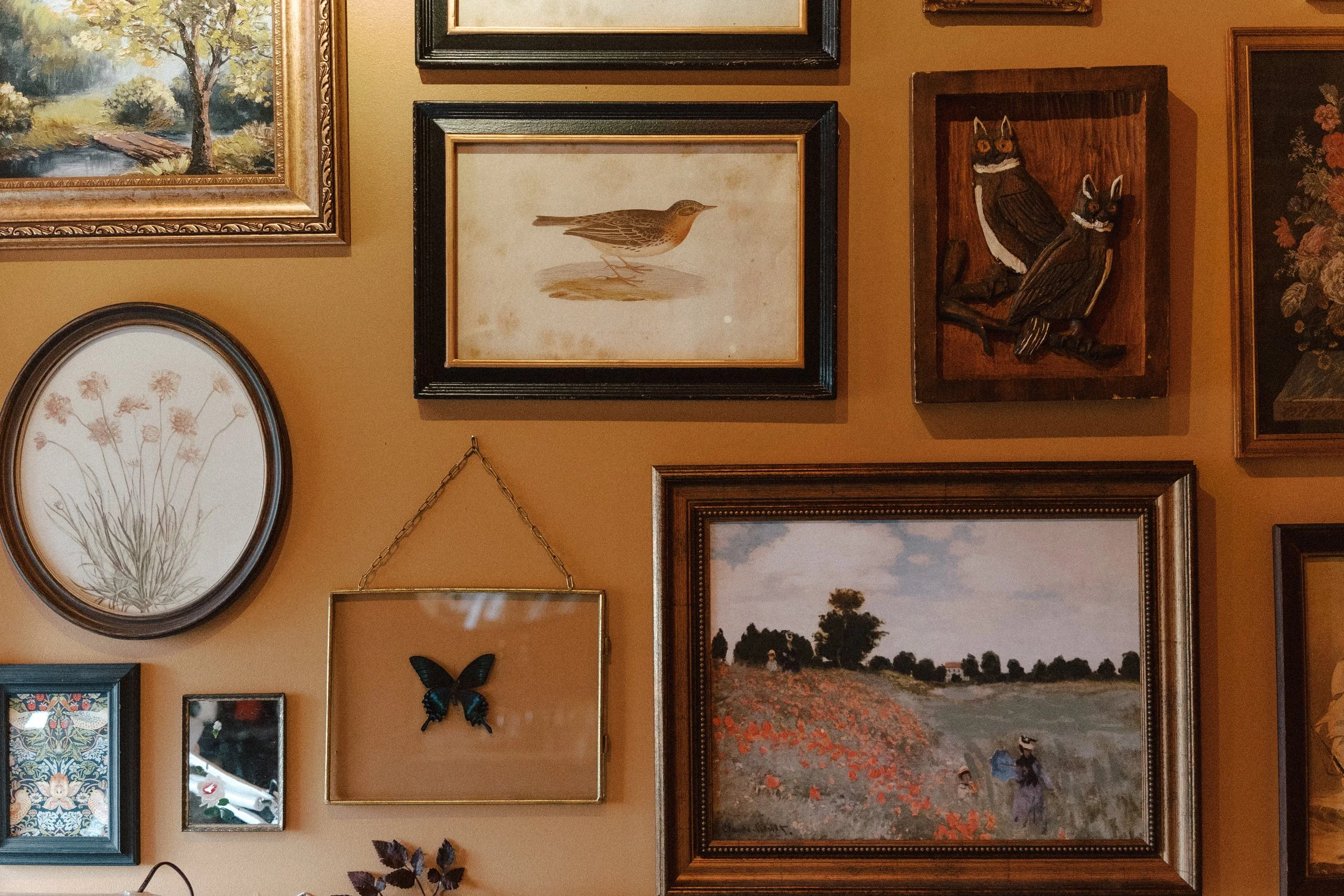 A serene, woman-owned skincare studio in Burlington, VT designed to help you feel held, cared for, and completely at ease. Sundara Skincare is Burlington's home for clean beauty, custom facials, and whole-person service.