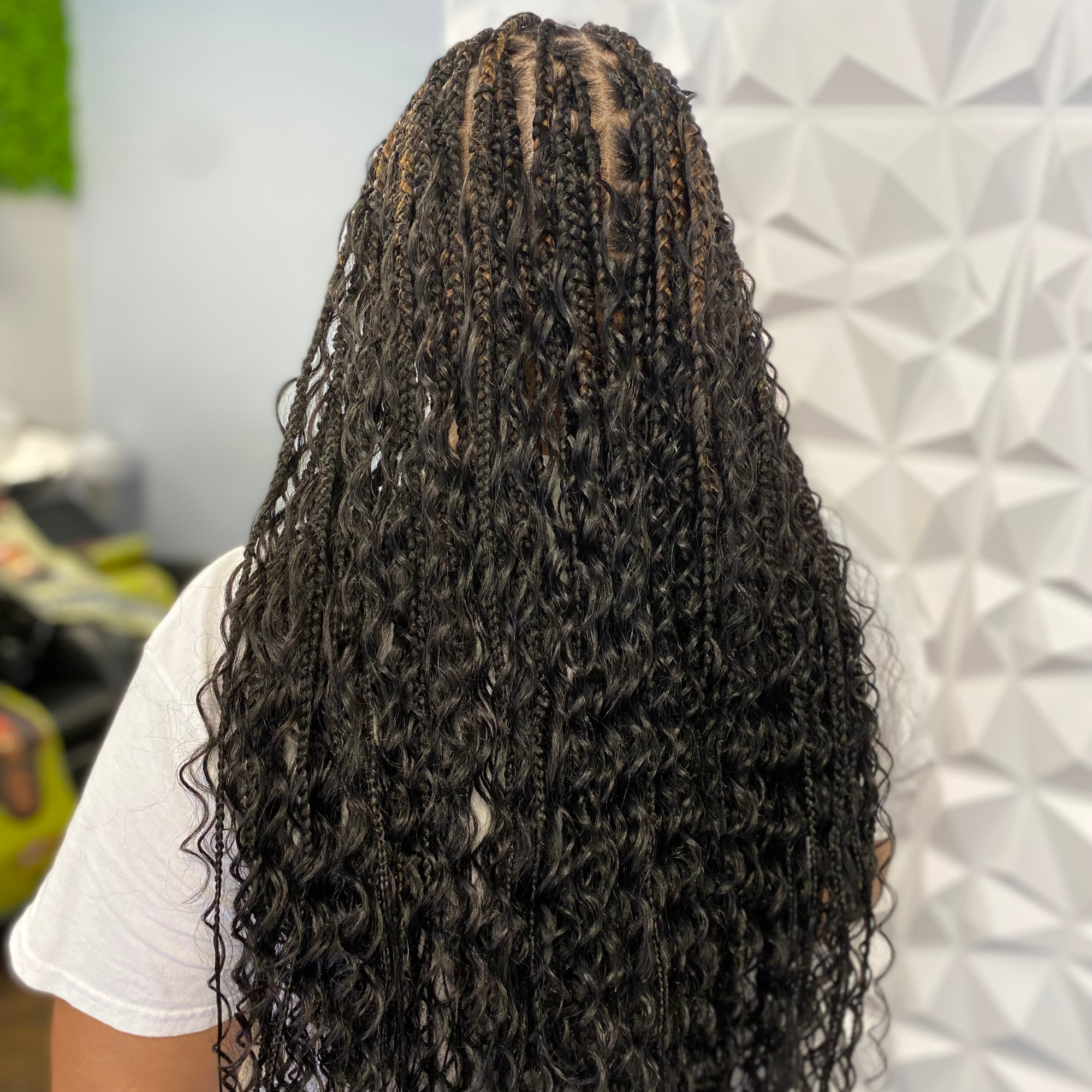 Diane 13 2000x2000.png