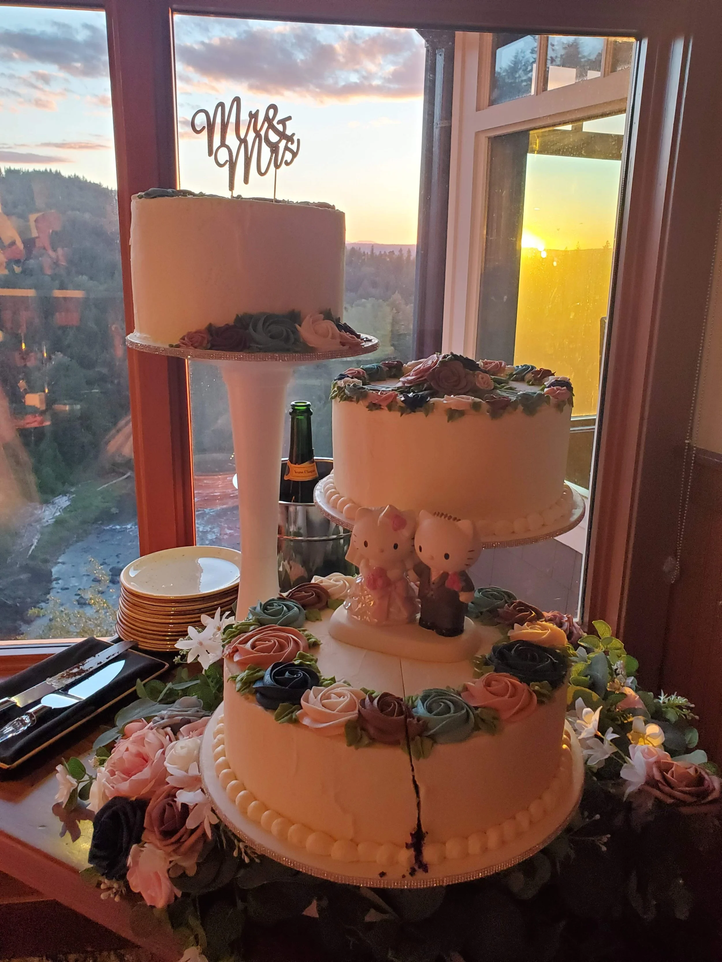 Wedding Cake.jpg