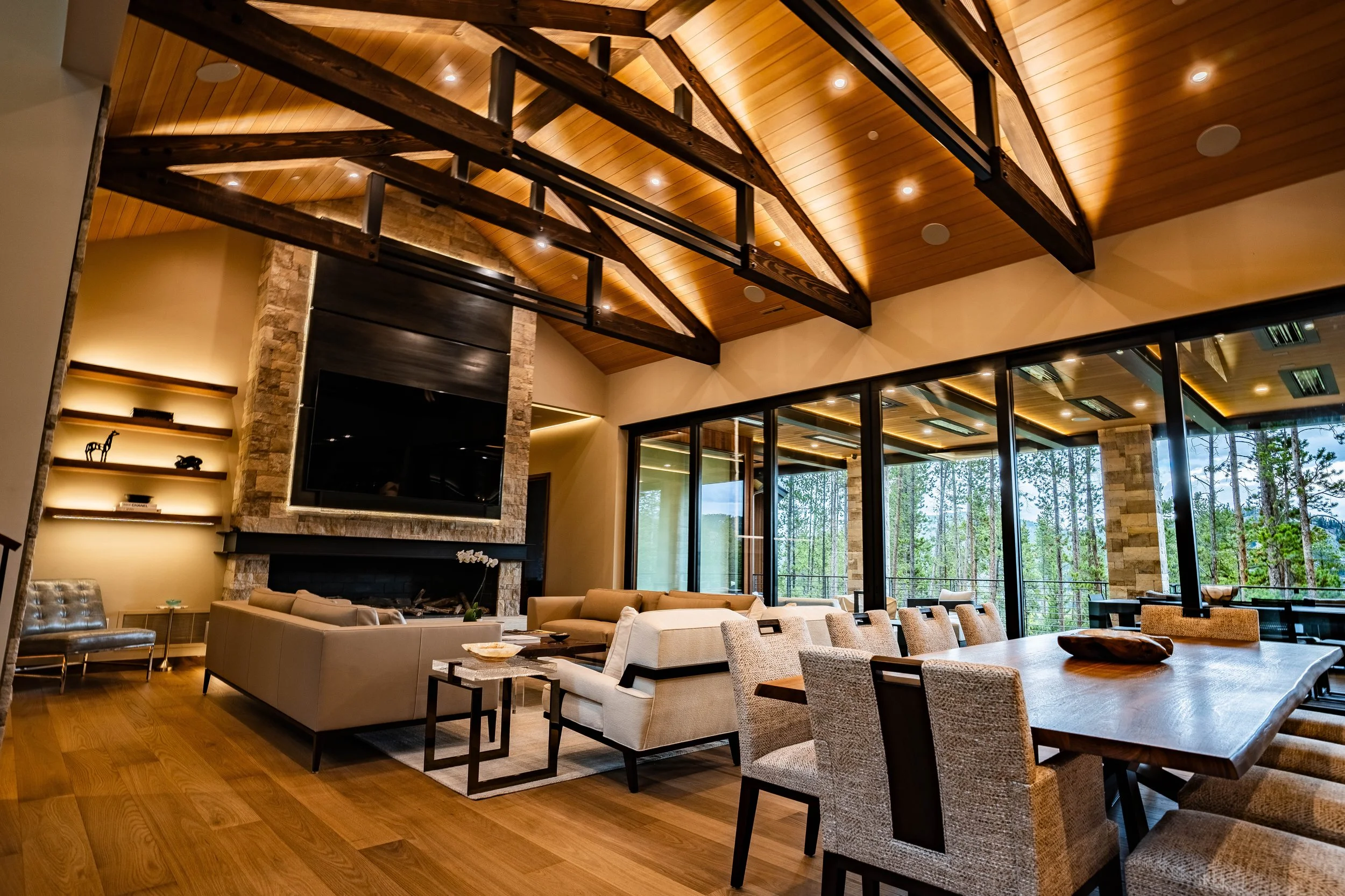 inside living room2.jpg