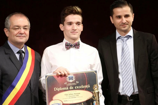 Gala-10-pentru-Cluj-Vlad-Muresan-Castigator-Arte-Individual