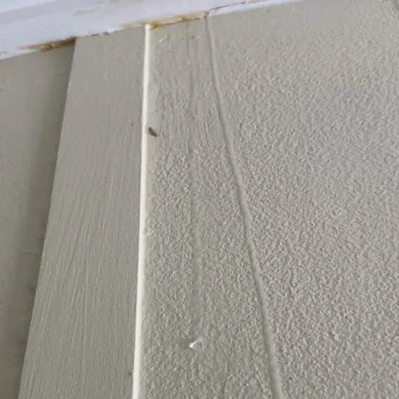 Site A - Active leak produced in foyer below