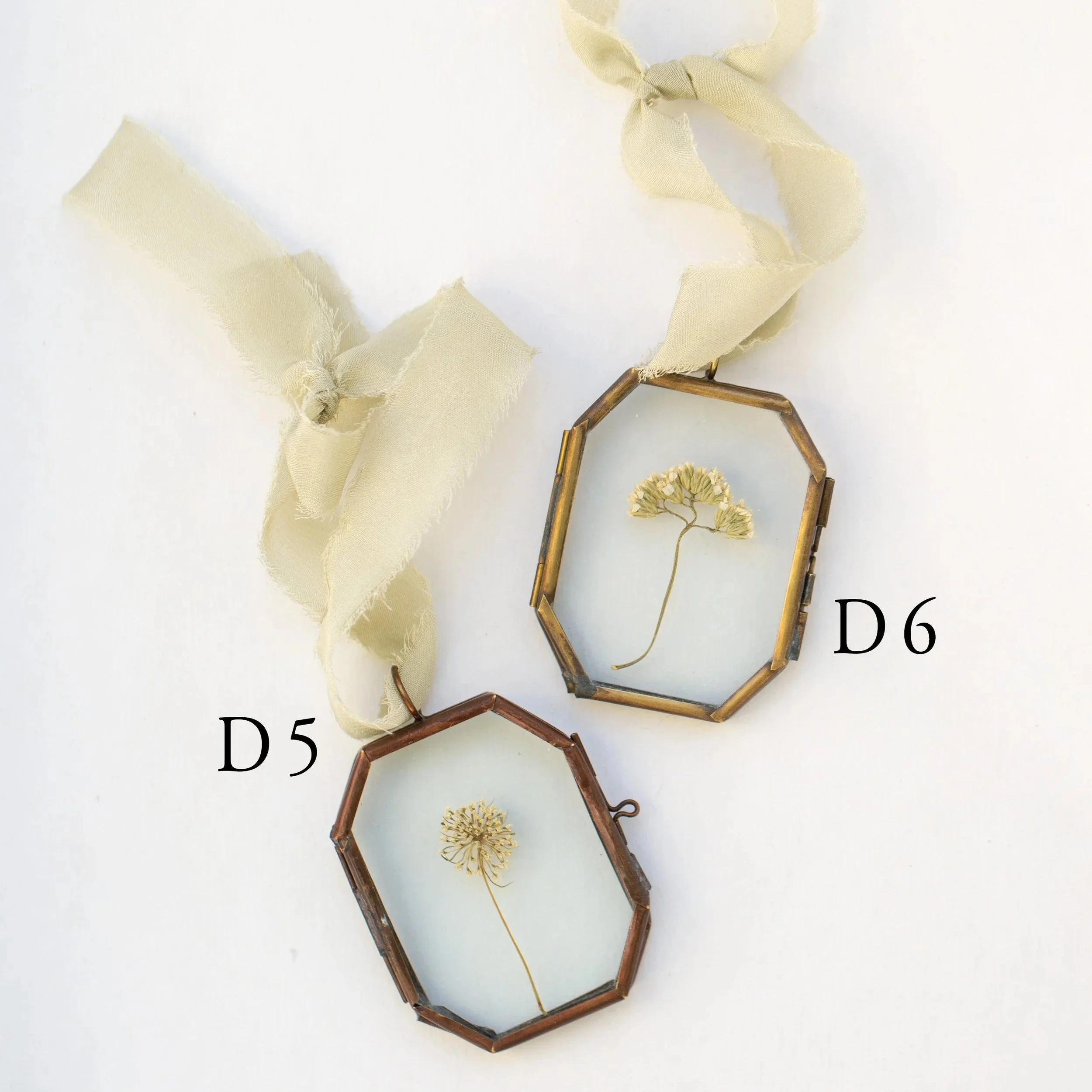 Vintage Glass Locket Ornament - Dew Silk