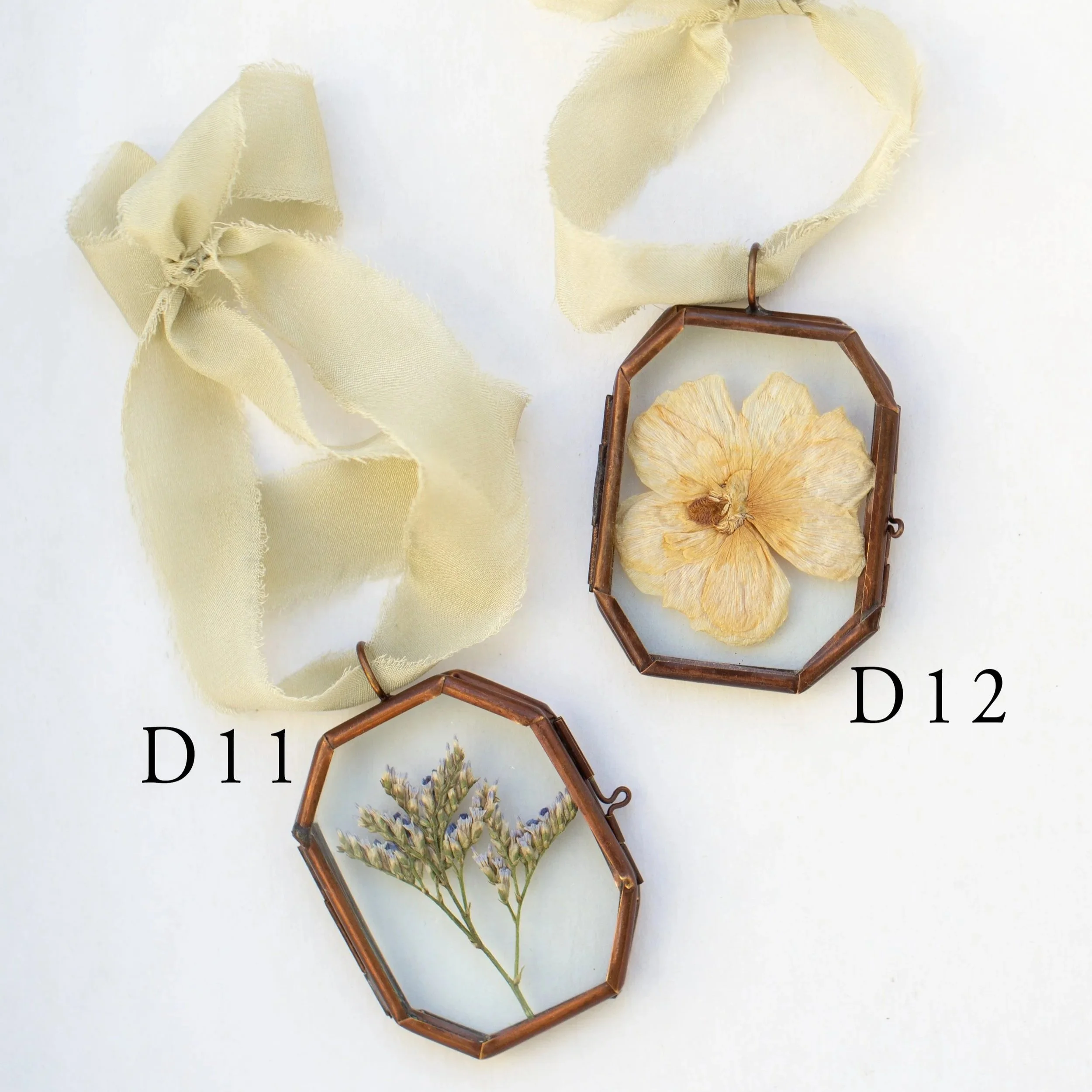 Vintage Glass Locket Ornament - Dew Silk