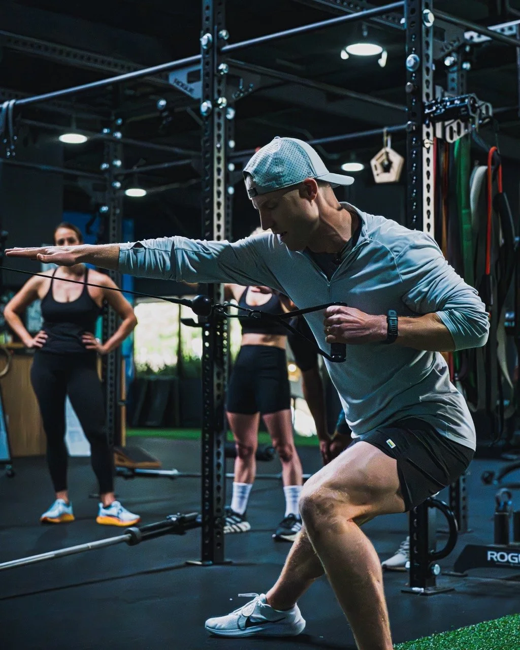 Coach Joe Dell working with student athletes on performance mindset in San Diego, California