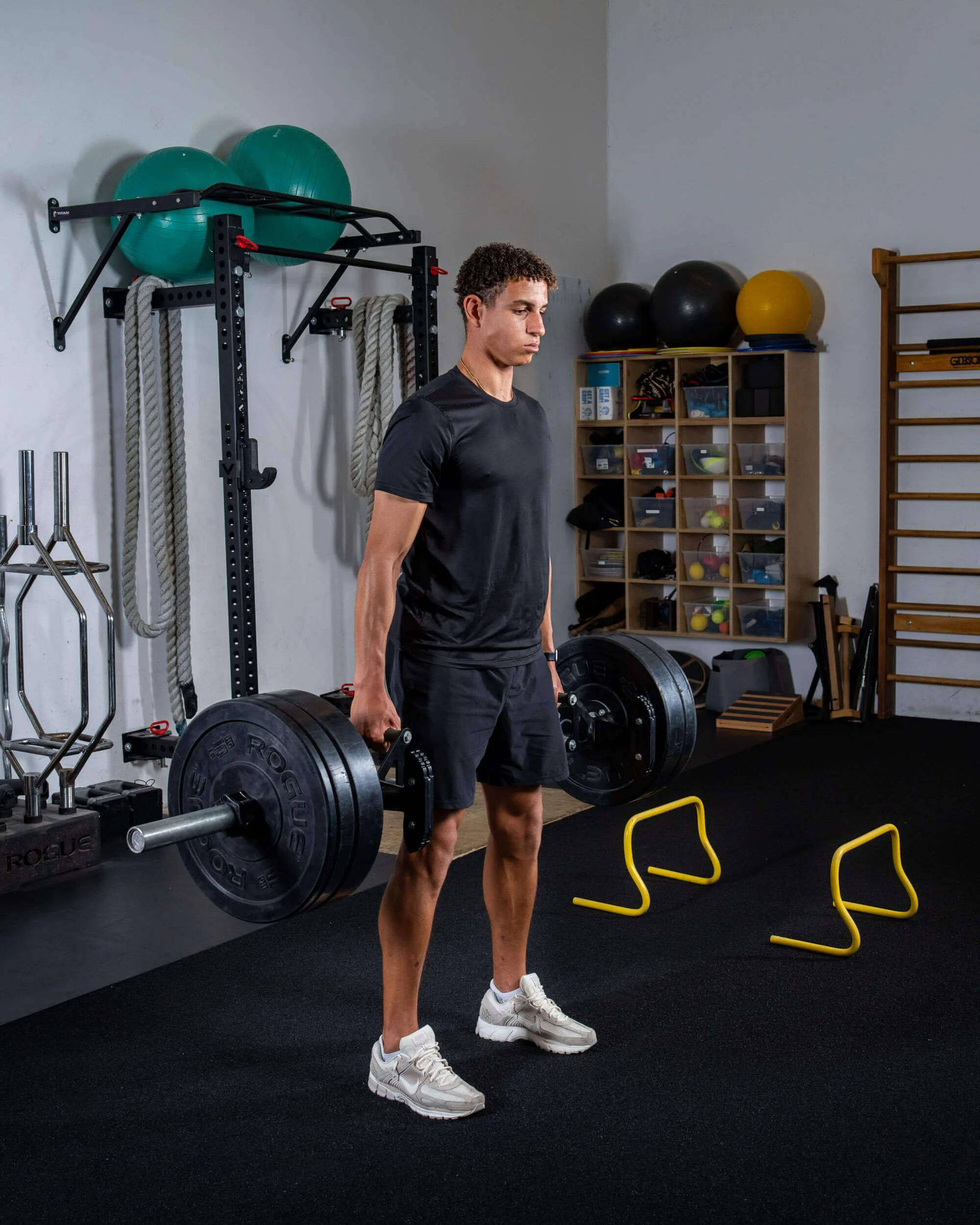 High school athlete lifting weights and building functional strength San Diego, California