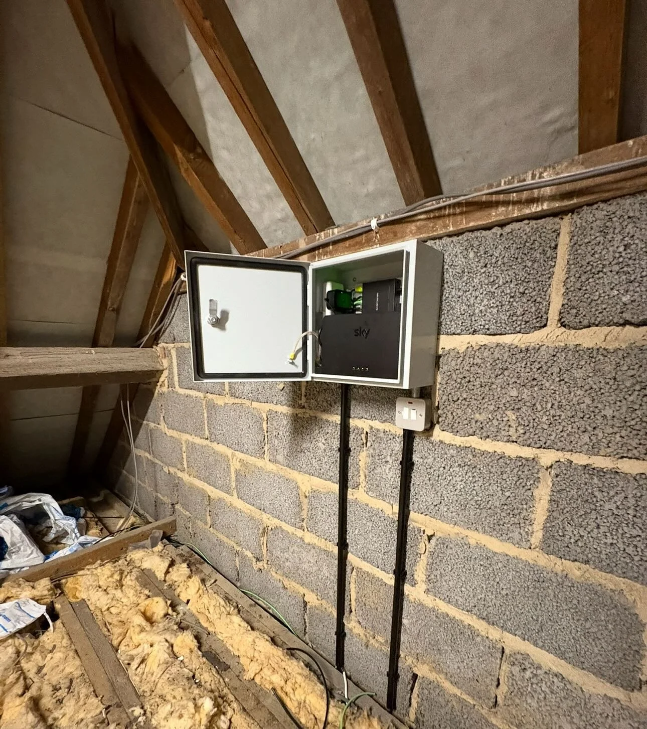Just finished installing for a client! Small home network featuring 2 U6 pro APs and an outdoor mesh AP. All cleverly concealed in the loft.#unifi #networking #home