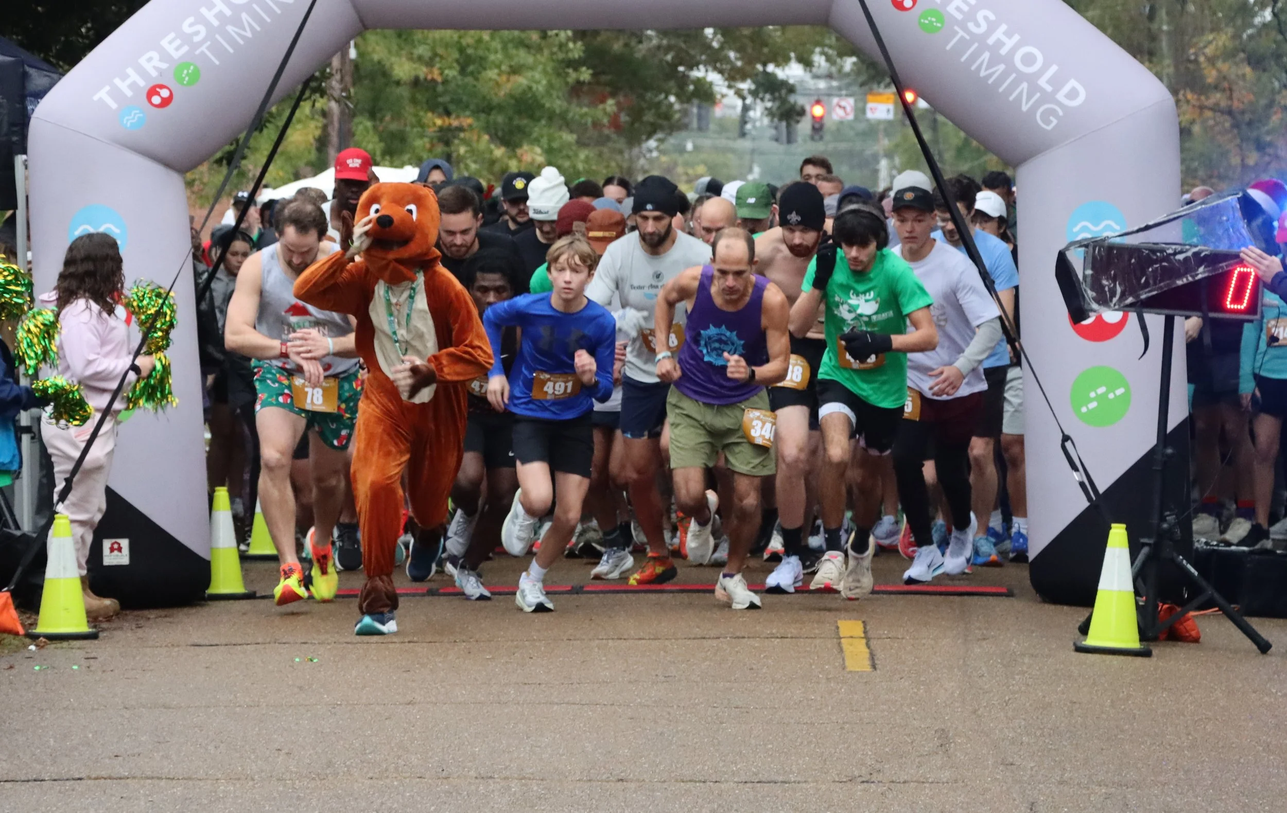 restoration-house-reindeer-run-2025-race-start.jpg