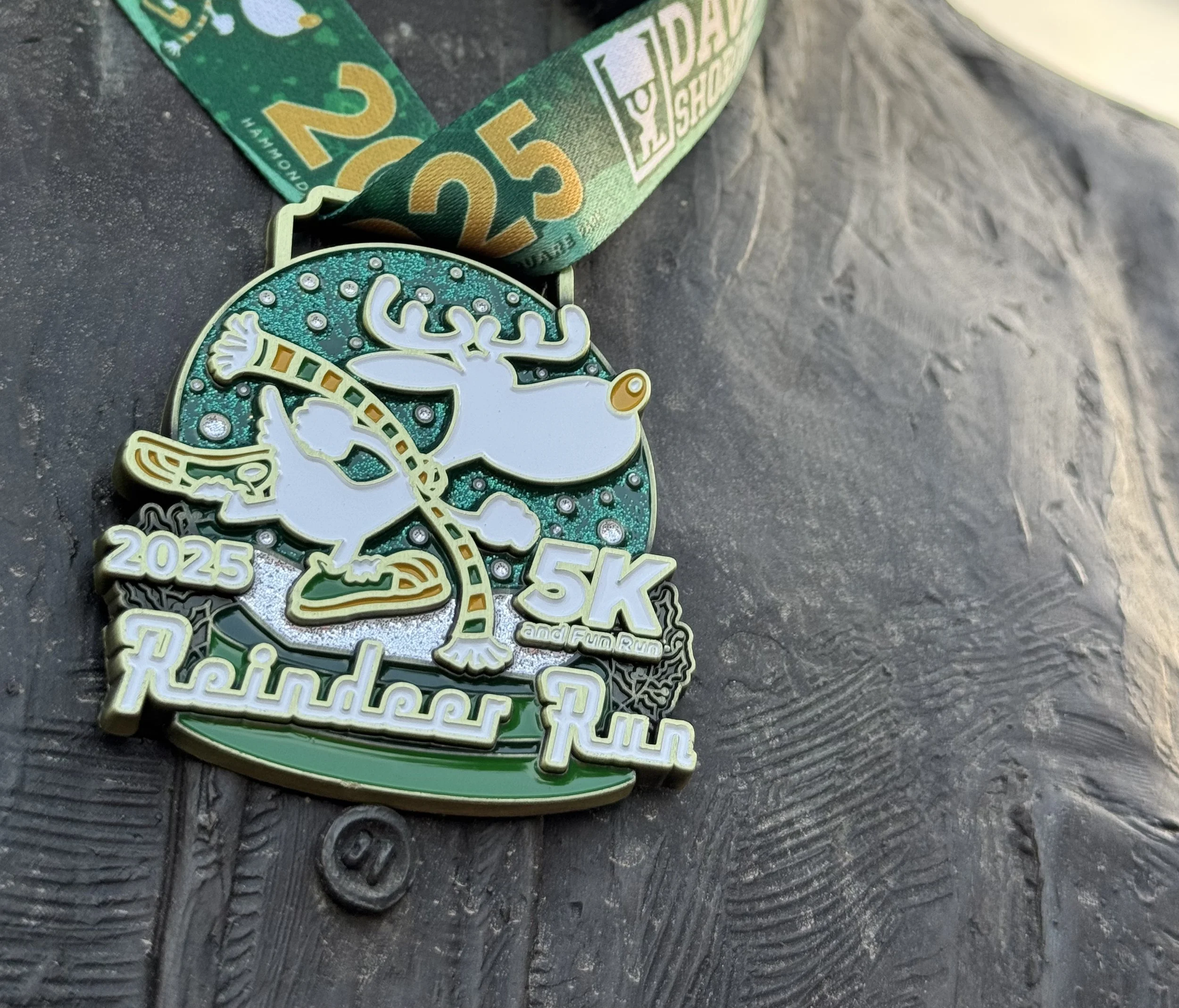 restoration-house-reindeer-run-2025-finisher-medal.jpg