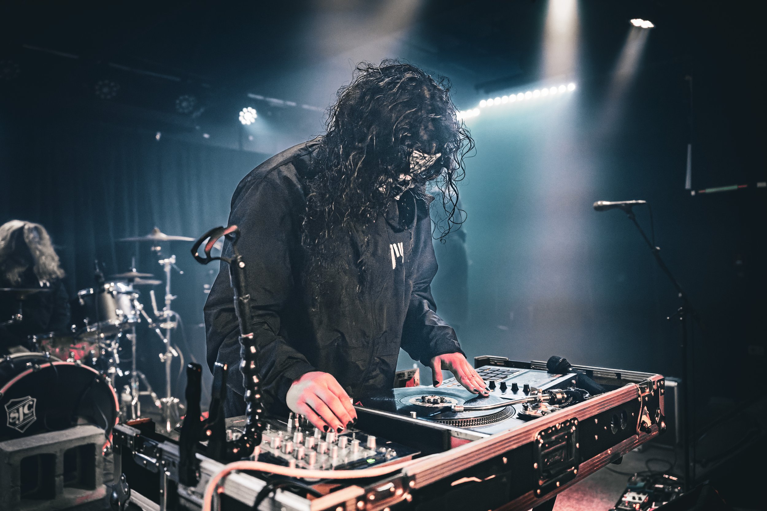 Swollen Teeth brings boston to raleigh