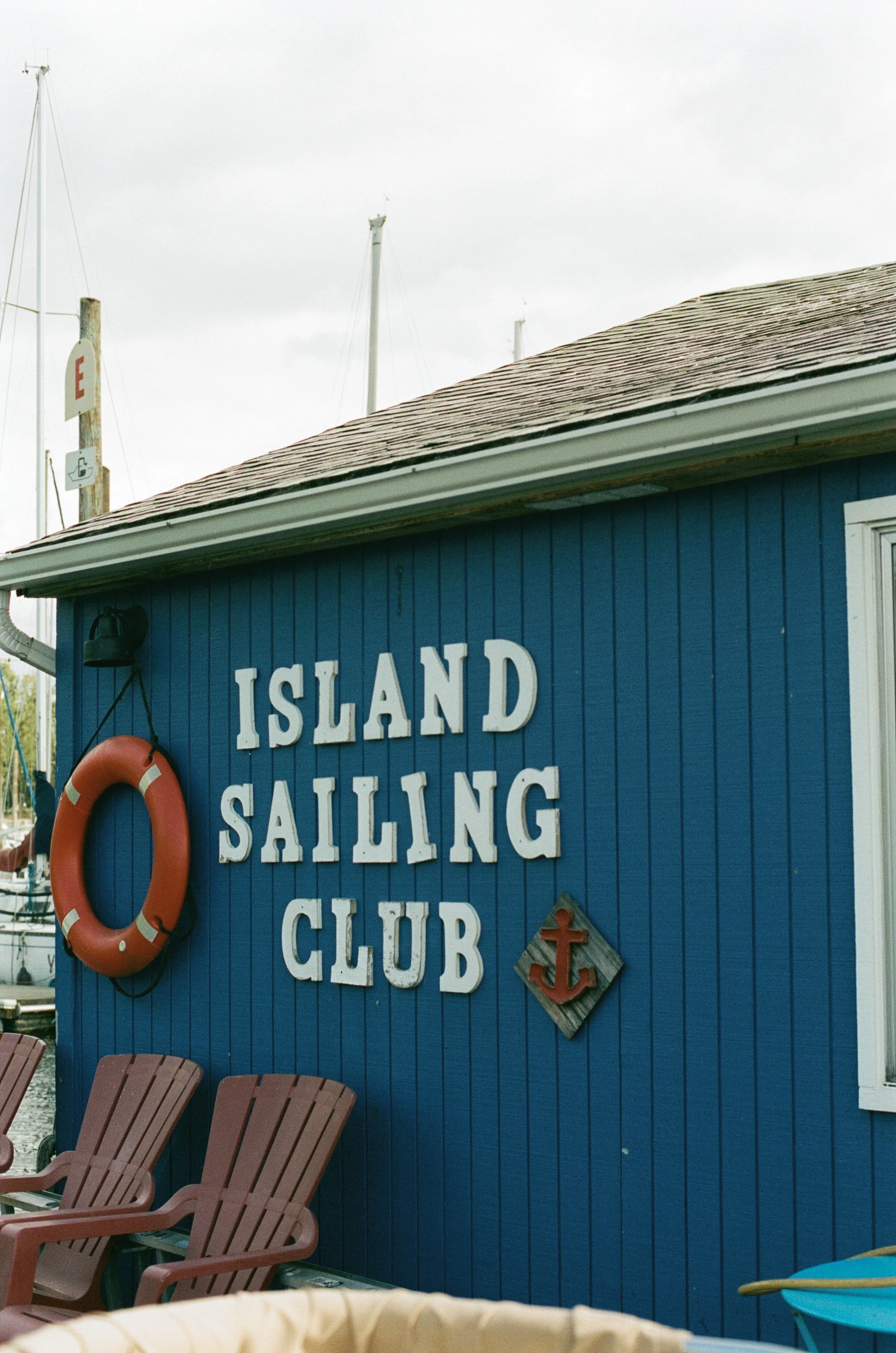 LAURENANDELIAS-oregonengagement-sailingclub-filmscans-madelinerosephotographyco-3.jpg