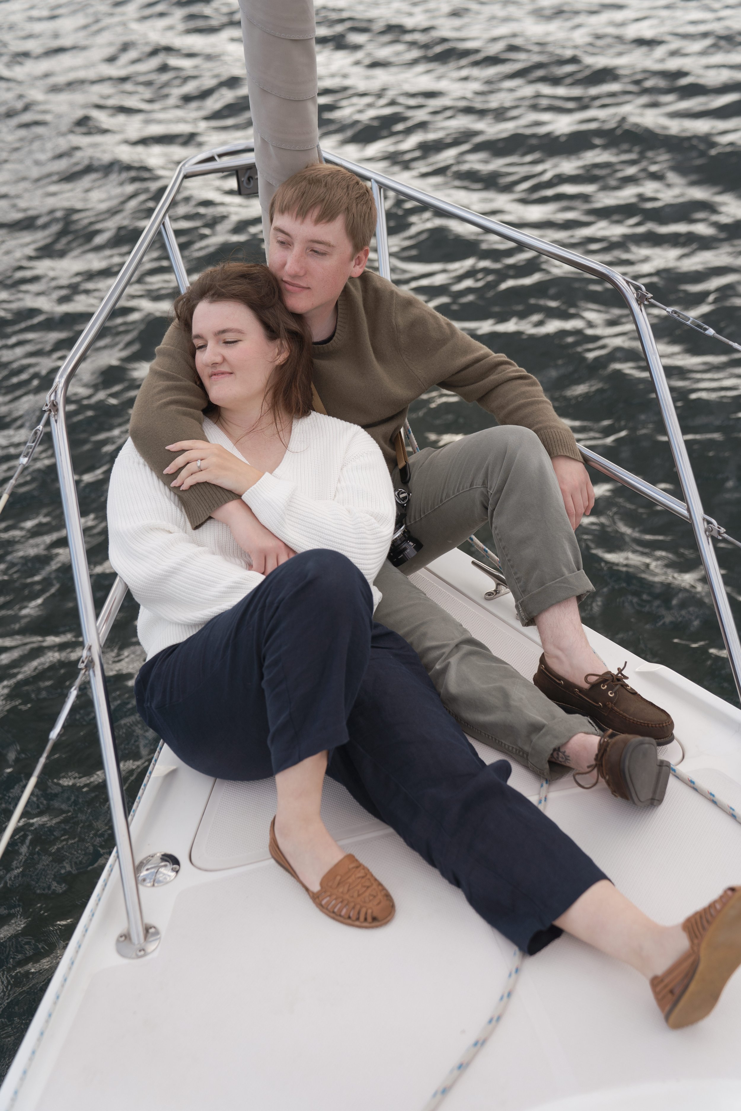 LAURENANDELIAS-oregonengagement-islandsailingclub-sneakpeeks-madelinerosephotographyco-1.jpg