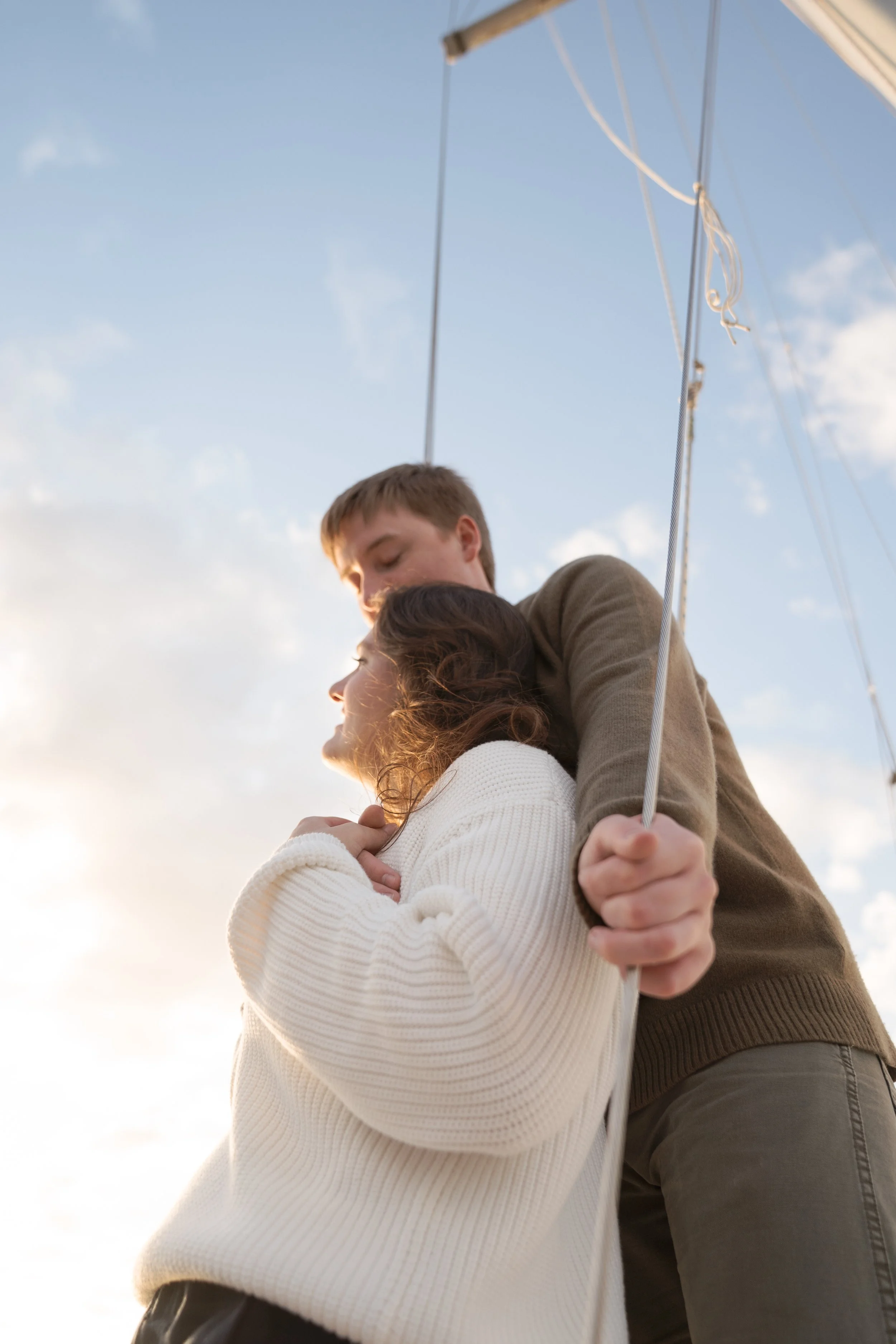 LAURENANDELIAS-oregonengagement-islandsailingclub-sneakpeeks-madelinerosephotographyco-10.jpg