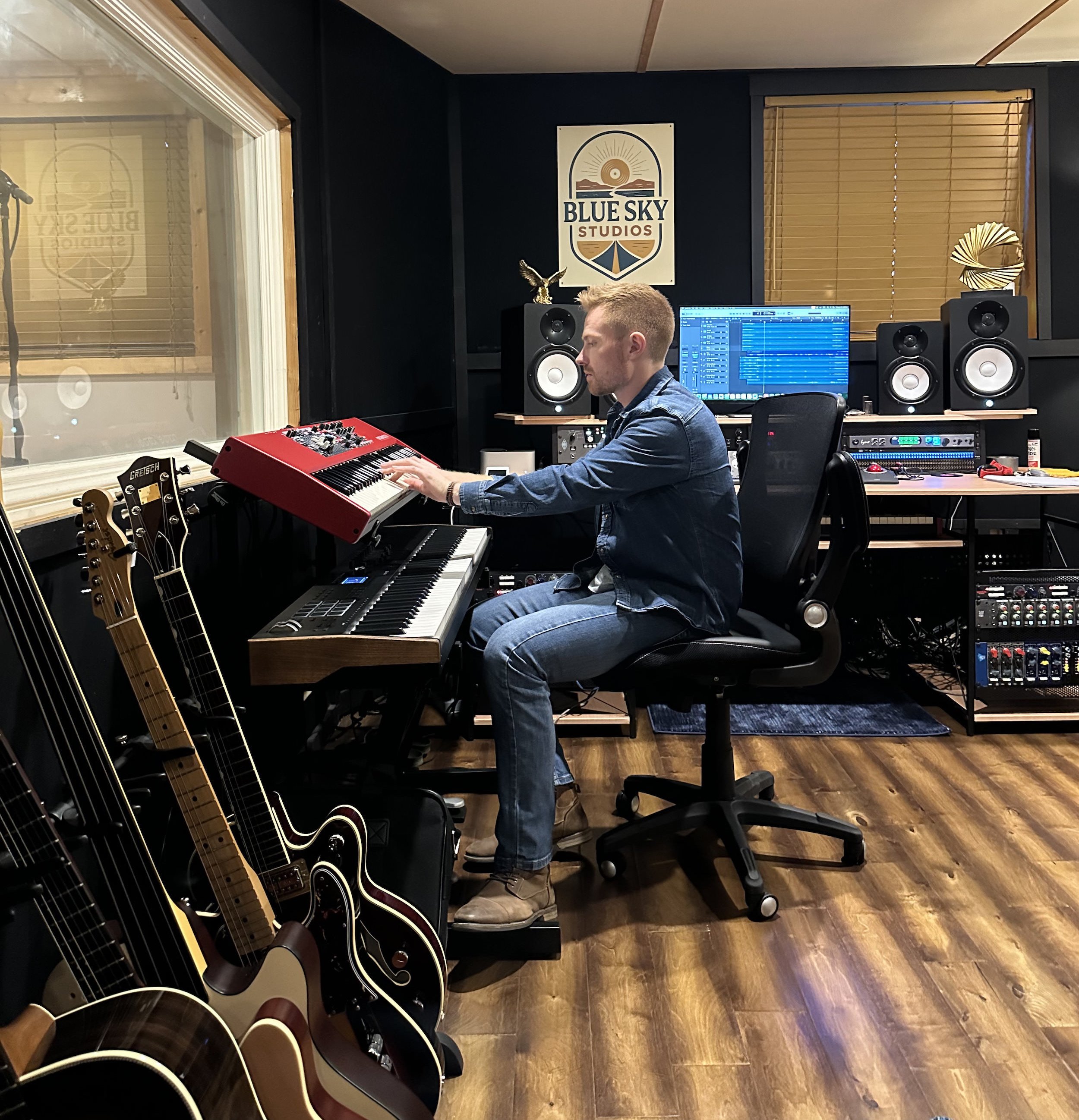 Soundtrack Production Nashville, Studio For Musicians Nashville, Studio Time Nashville, Studio With Live Instruments Nashville, Voice Over Studio Nashville