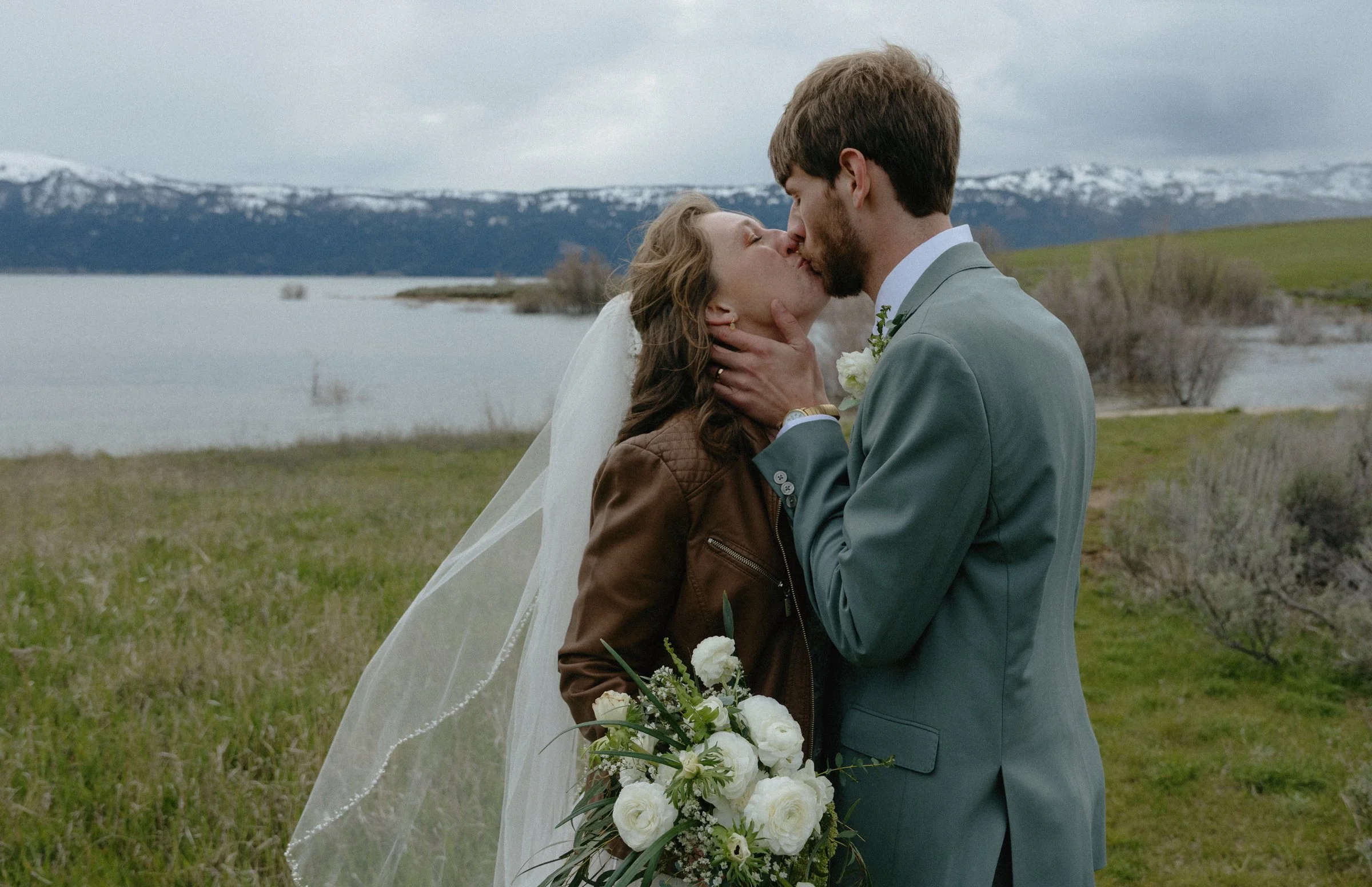 Kelsey &amp; Preston’s Lakeside Idaho Elopement