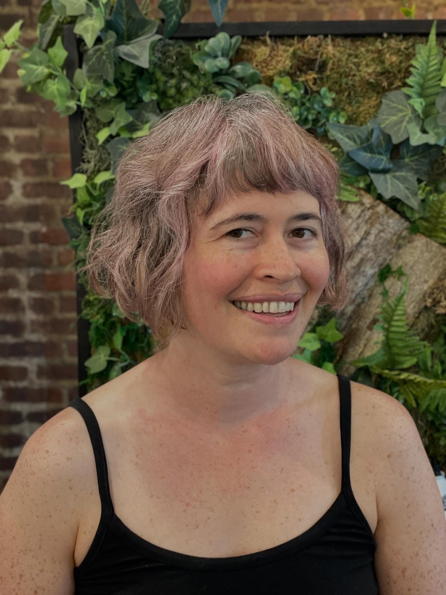 Silver n pink. A fav color combo of mine.