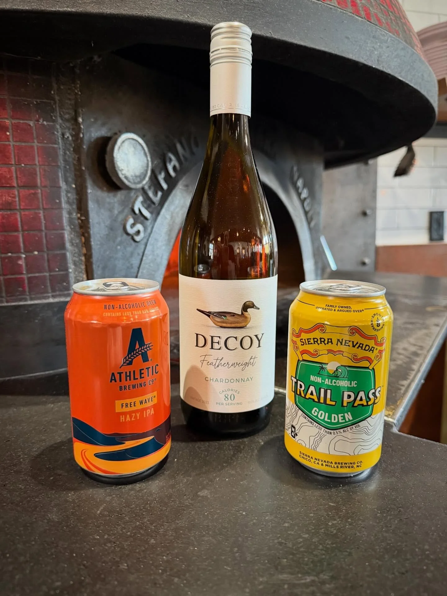 Dry January? Damp January? We have options! NA&rsquo;s or low ABV&rsquo;s&hellip;.either way, they go great with a pizza or salad!