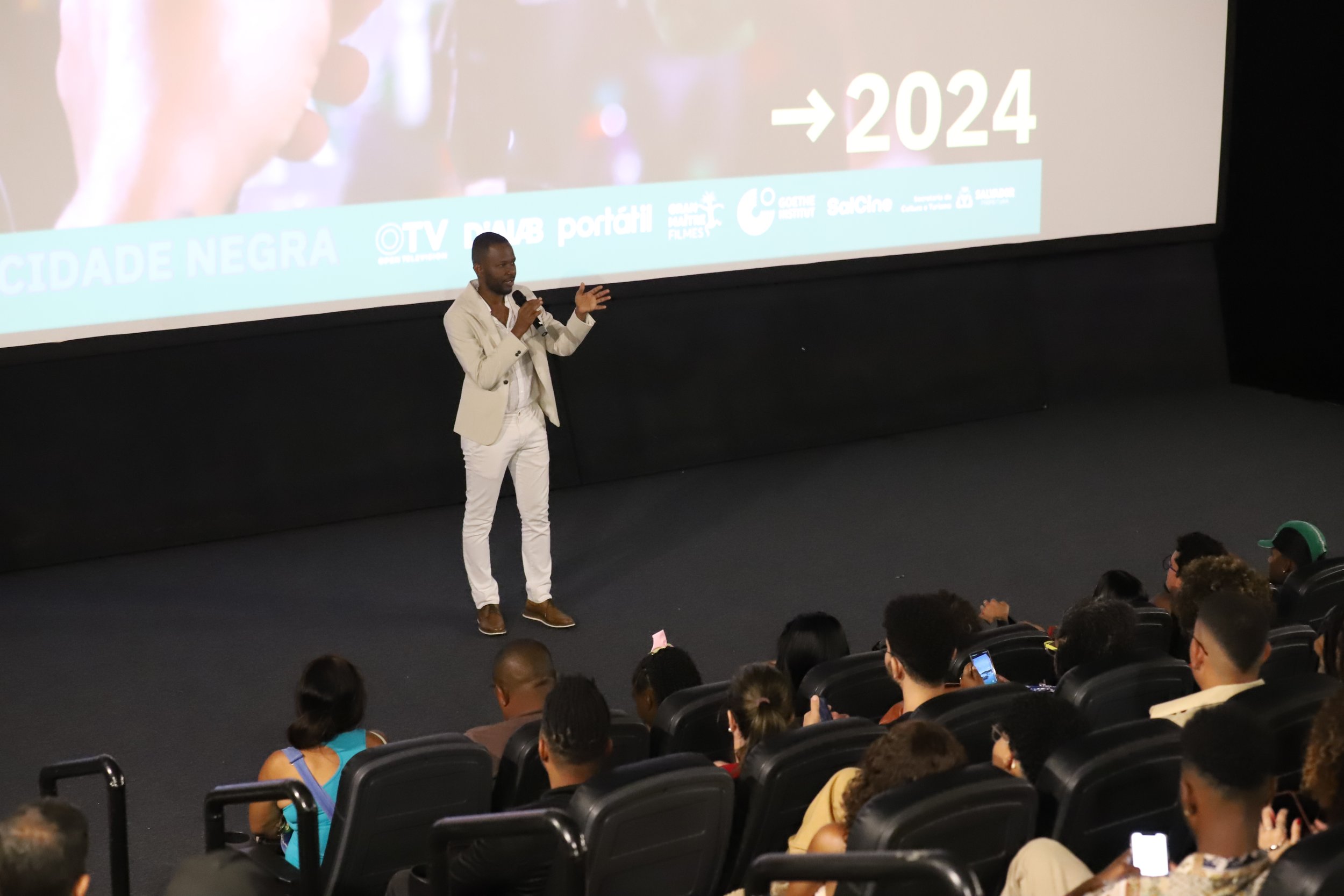 2024-10_BraveFutures_Salvador_Premier_6.JPG