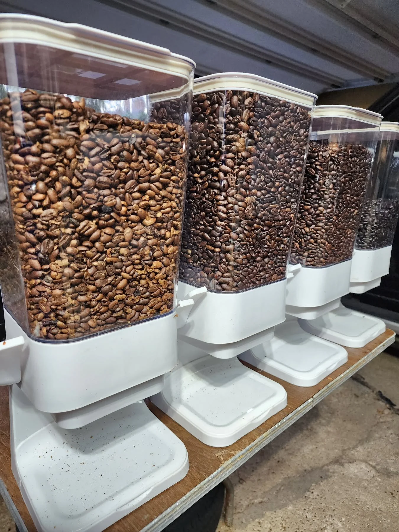 💥Available products!💥 

Our beans are farmed in Guatemala and roasted in house to give you the freshest experience possible!! 

We have three different coffee flavors to choose from! 

☕️Krupas Koffee - medium
☕️Guatemala City Roast - Full City
☕️E
