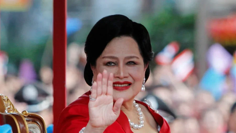 Thailand’s Queen Mother Sirikit Dies at 93, Nation Enters Year-long Mourning