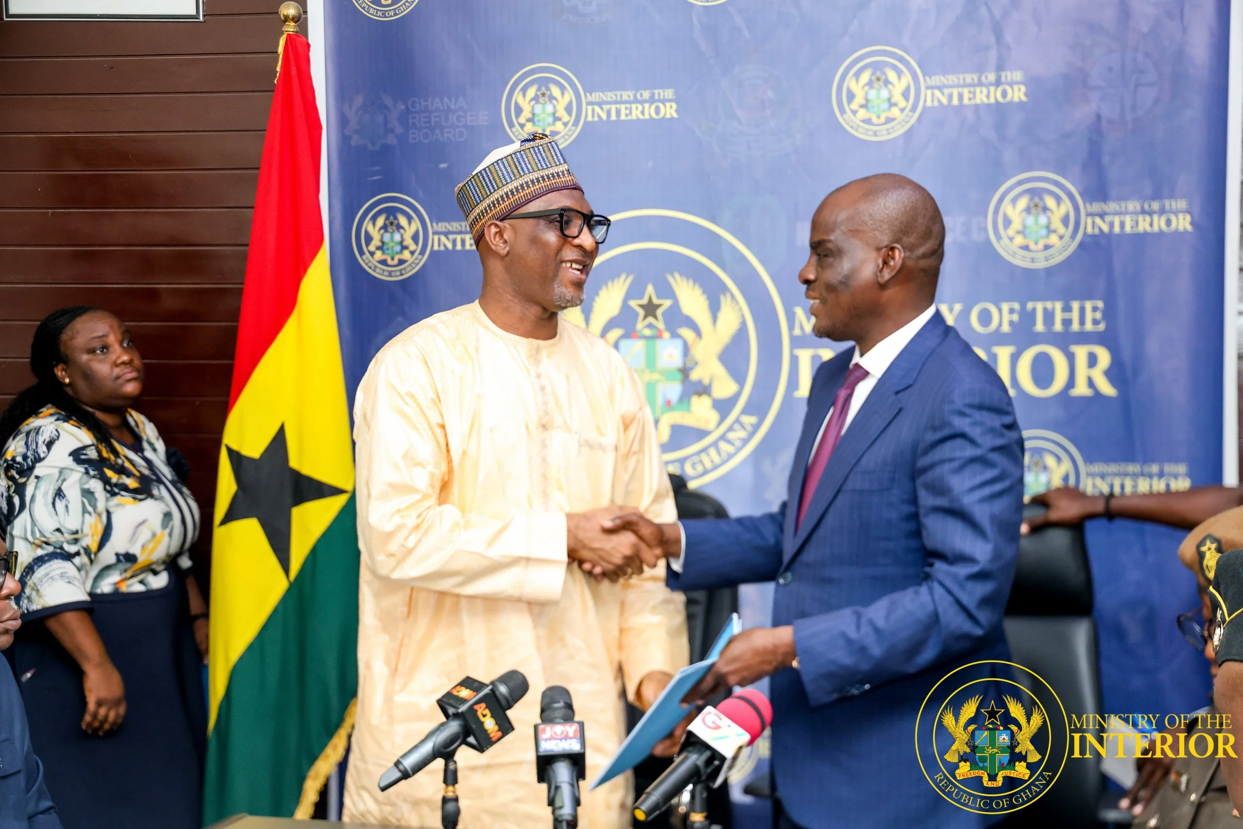 Interior and Education Signs Mou to Produce Sanitary Pads, School Uniforms And Furniture