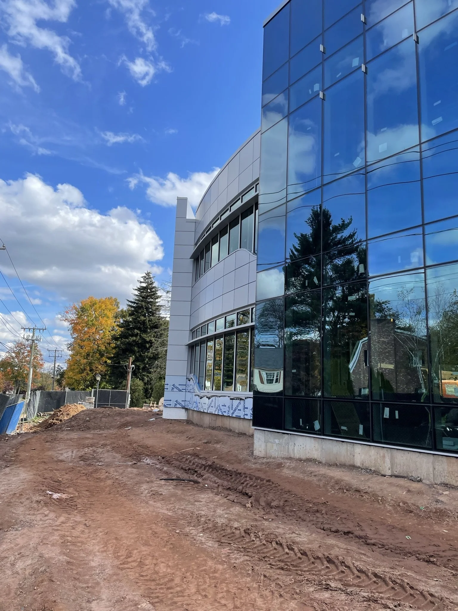 Hartford Healthcare Park and Main MOB