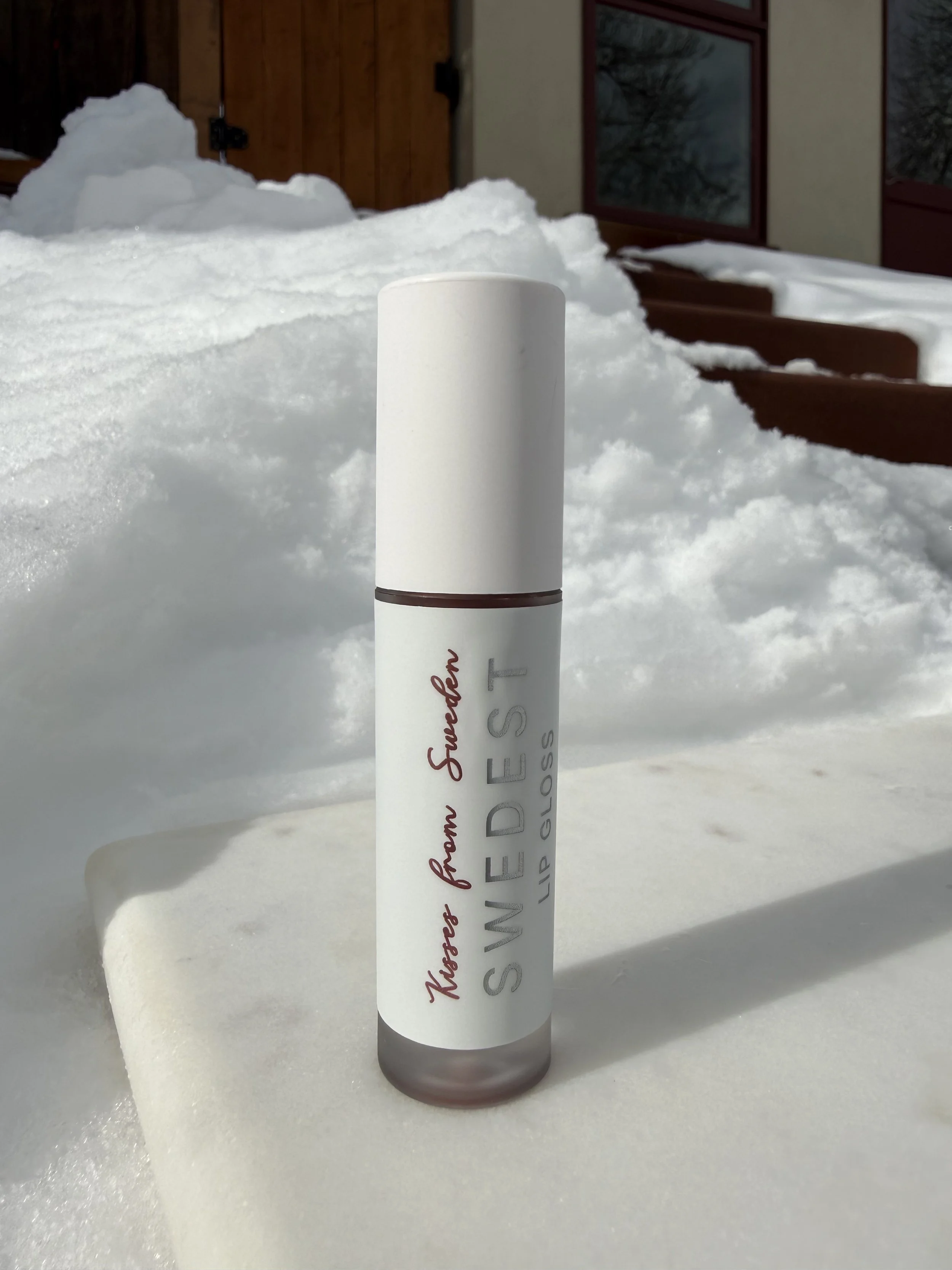 Kisses from Sweden Single Snow.jpeg