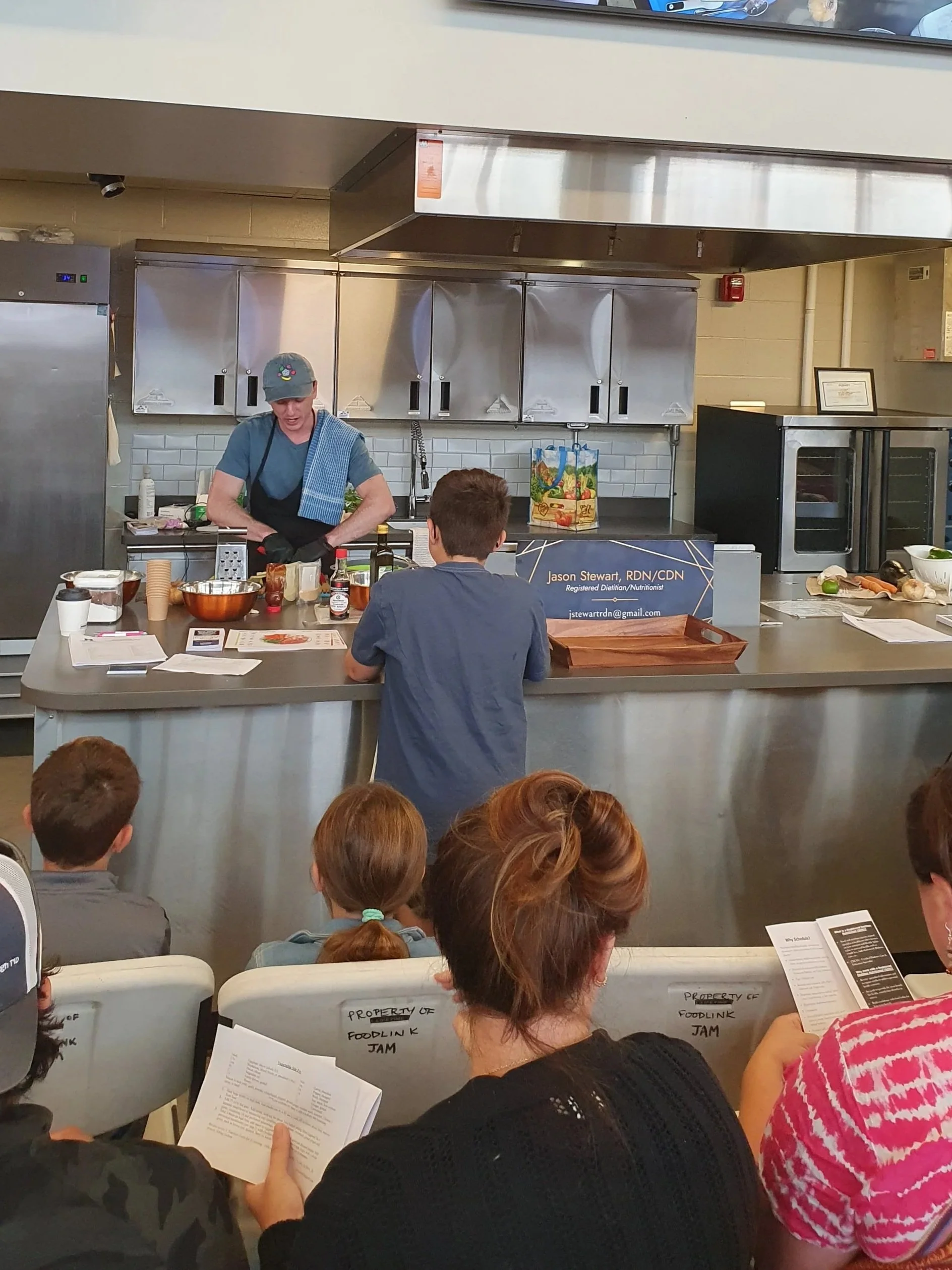 certified dietitian rochester new york diabetes care specialist nutritionist community classes healthy living introduction to diabetes management blood pressure management weight management american food system healthy habits