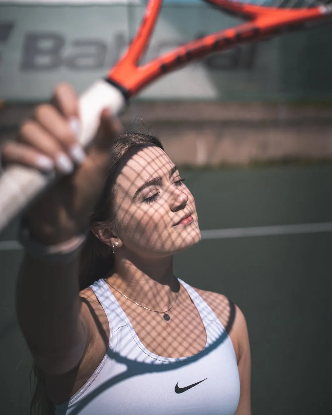 Amilie spiller tennis-2.jpg