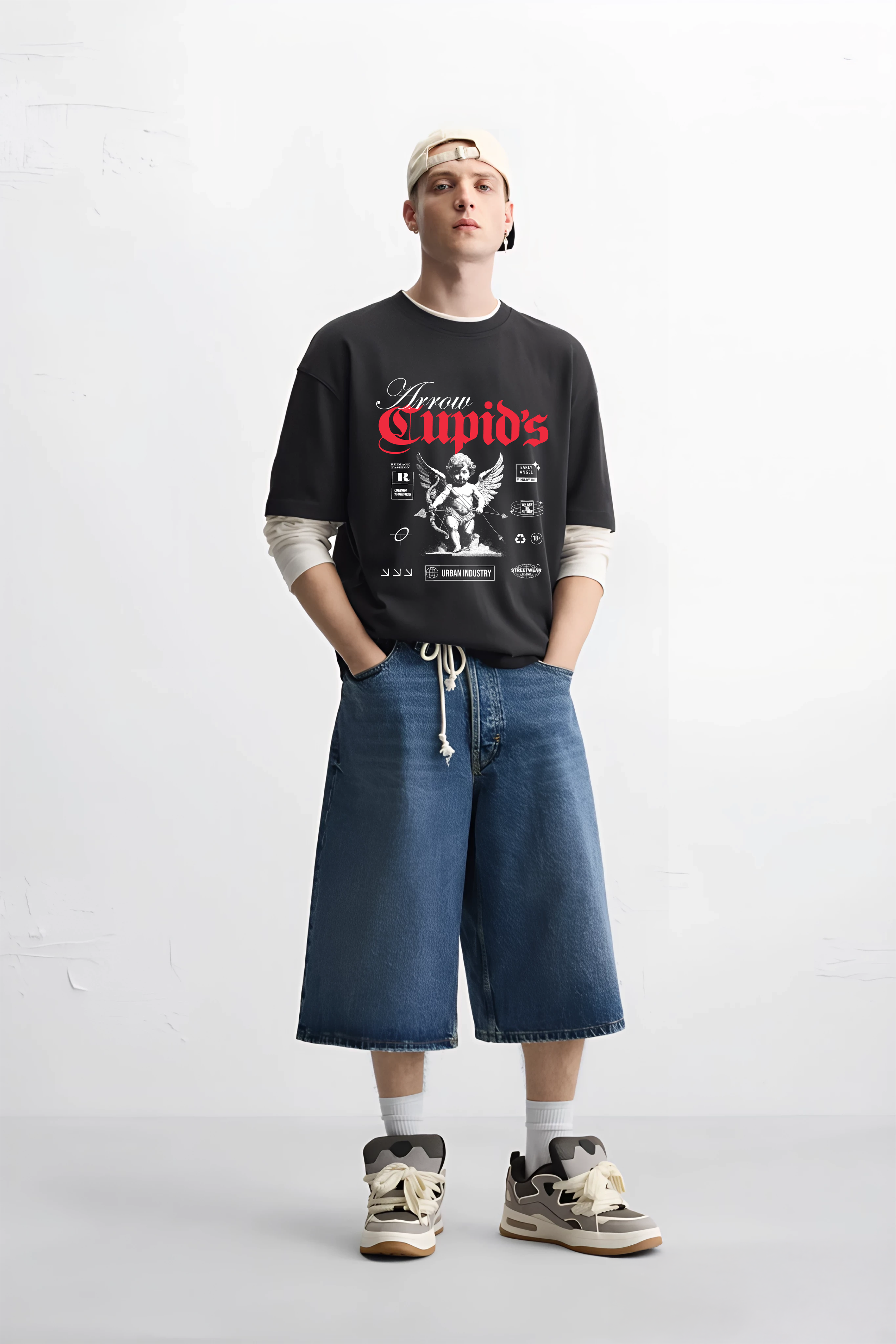 CHICO USANDO REMERA AC.png